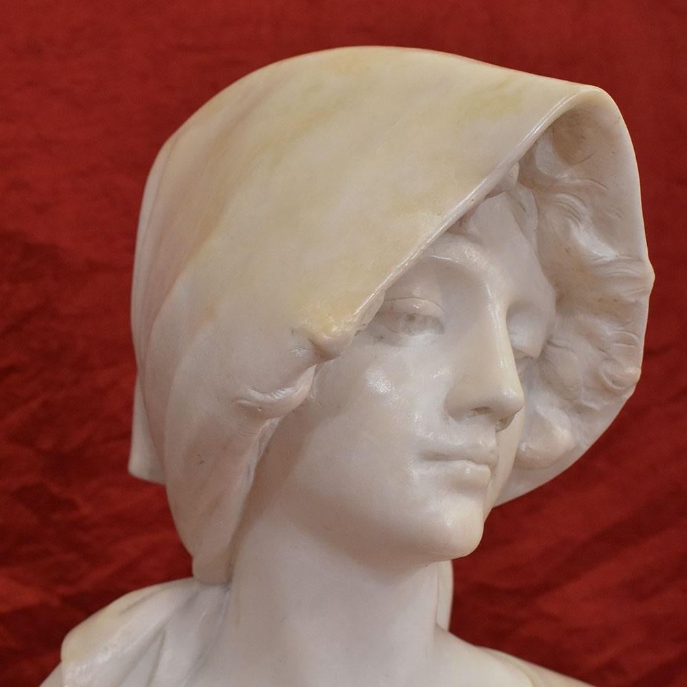 esculturas de mujeres antiguas