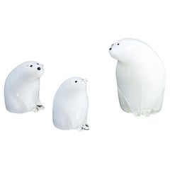 LA MURRINA opaline blown glass sculptures. Family of Bears. Murano, Italy