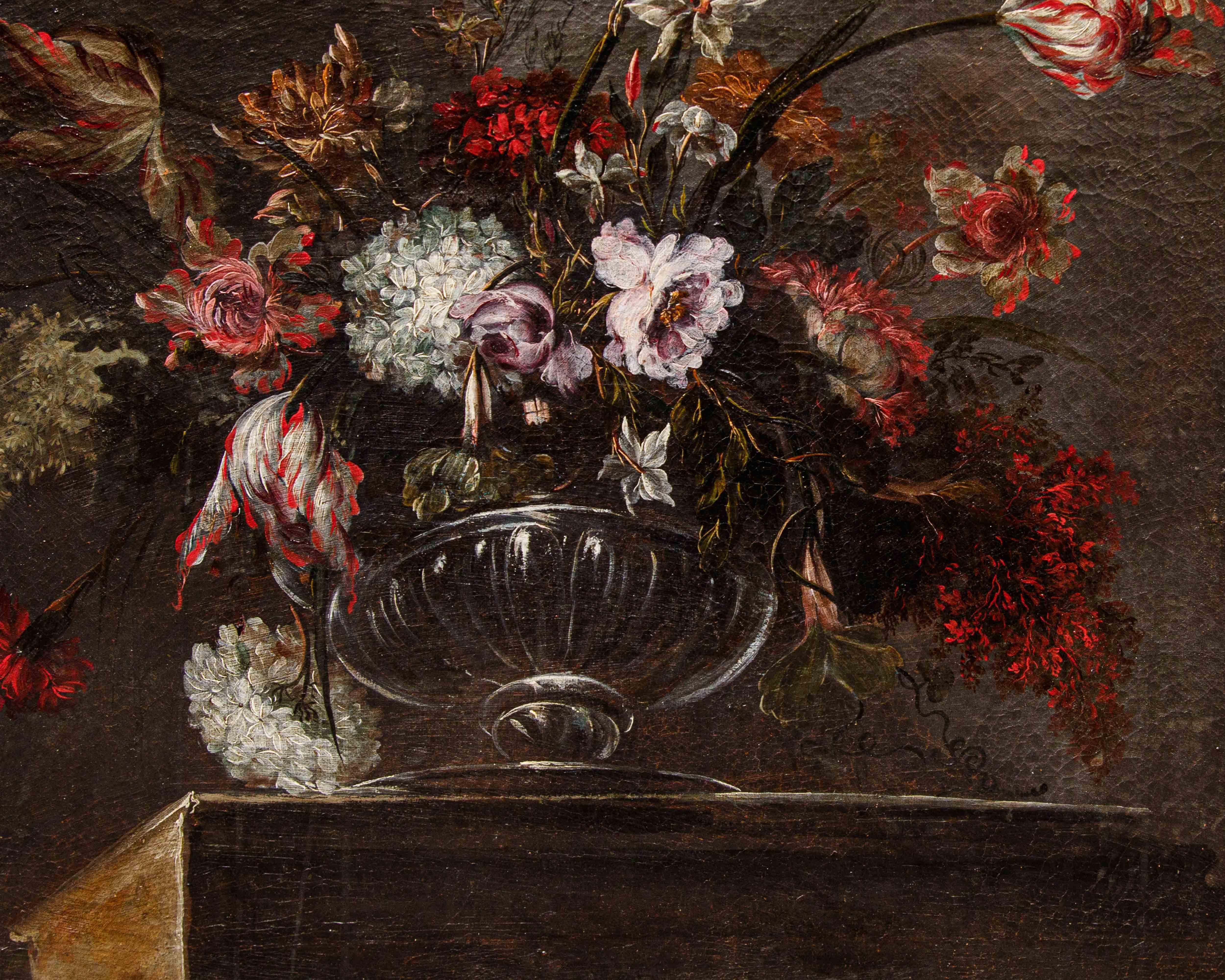 Scuola napoletana, XVIII secolo, Vaso di fiori su base in marmo in vendita 3