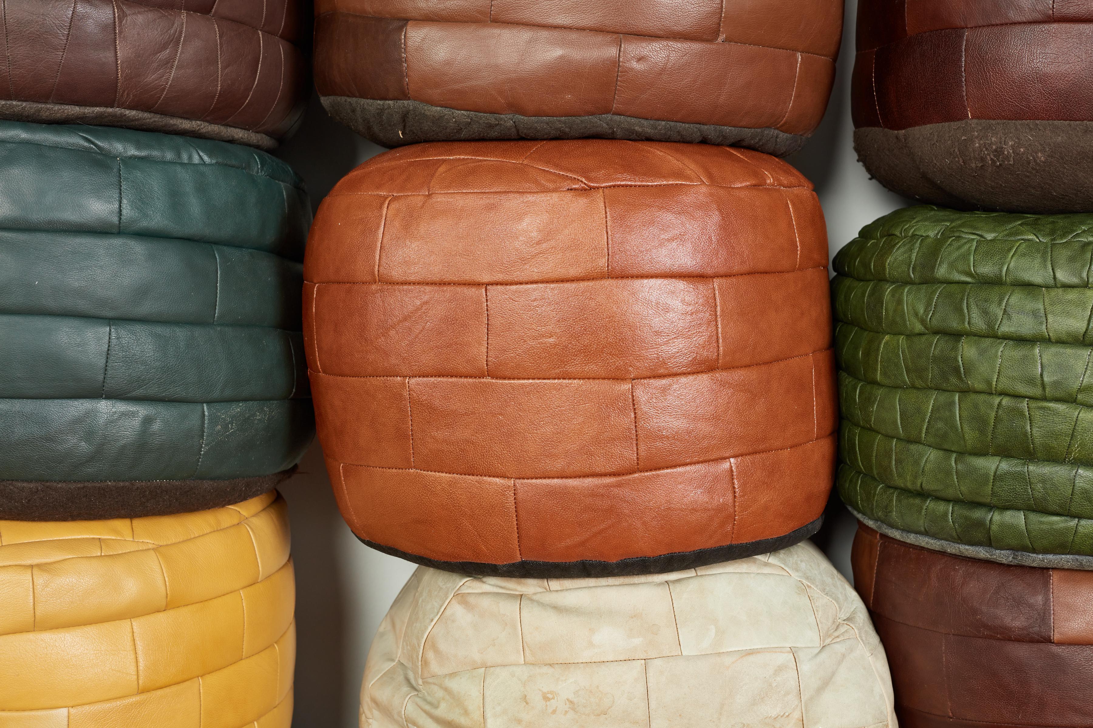 Pouf patchwork in pelle De Sede in vendita 10