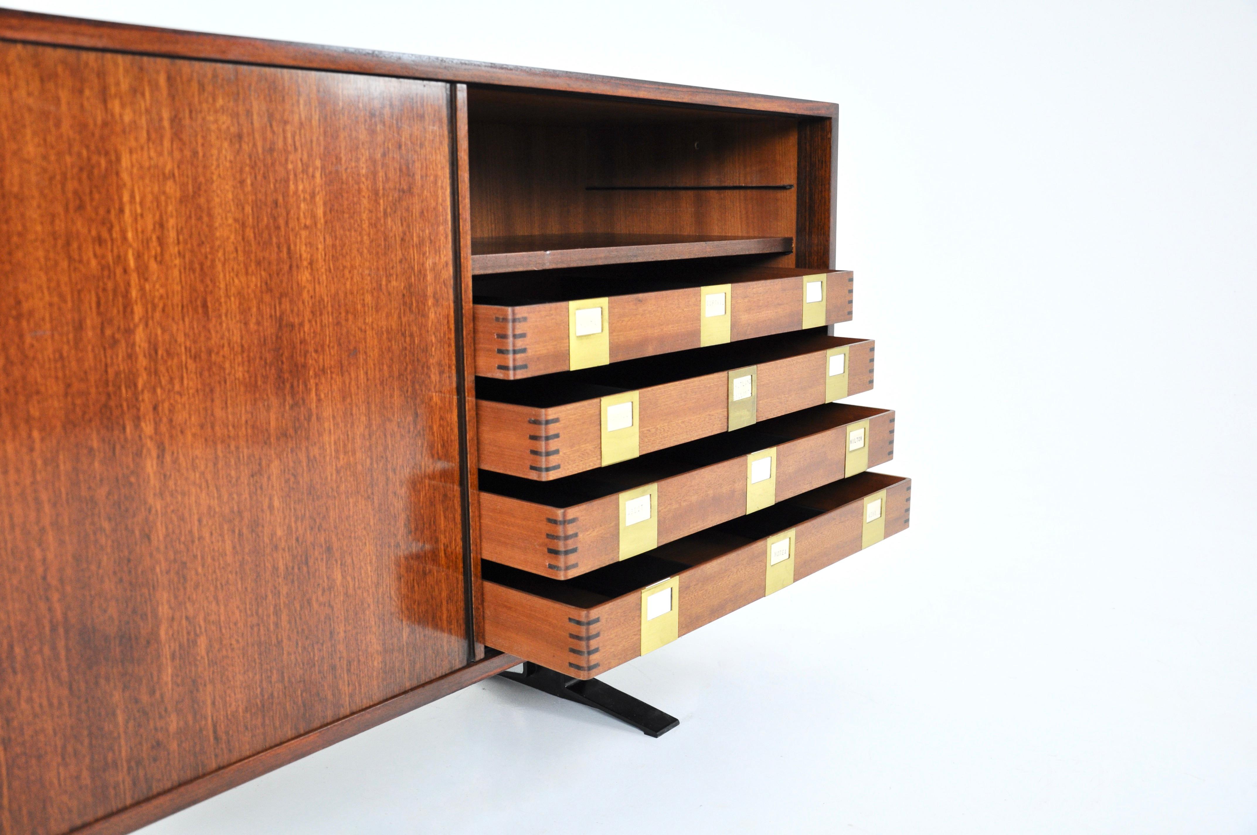 Enfilade SE3 d'Osvaldo Borsani pour Tecno, Italie, années 1960 en vente 2