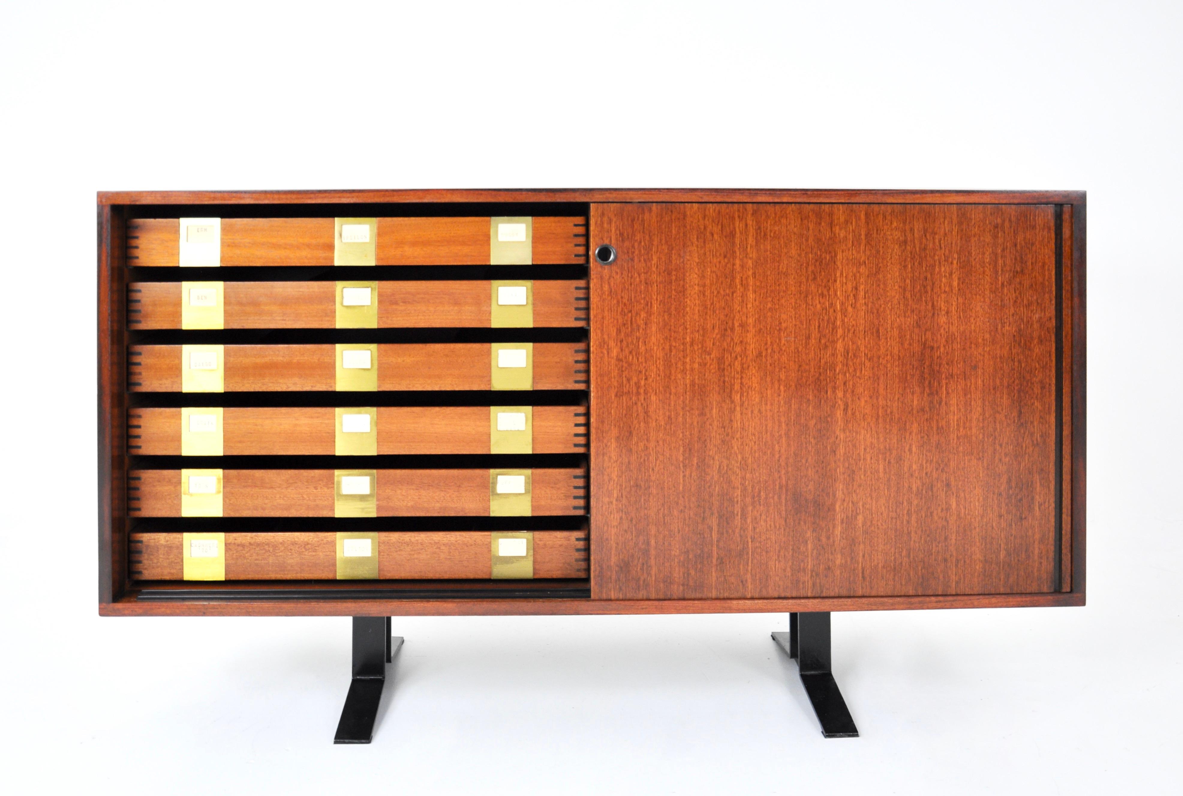 Enfilade SE3 d'Osvaldo Borsani pour Tecno, Italie, années 1960 en vente 3