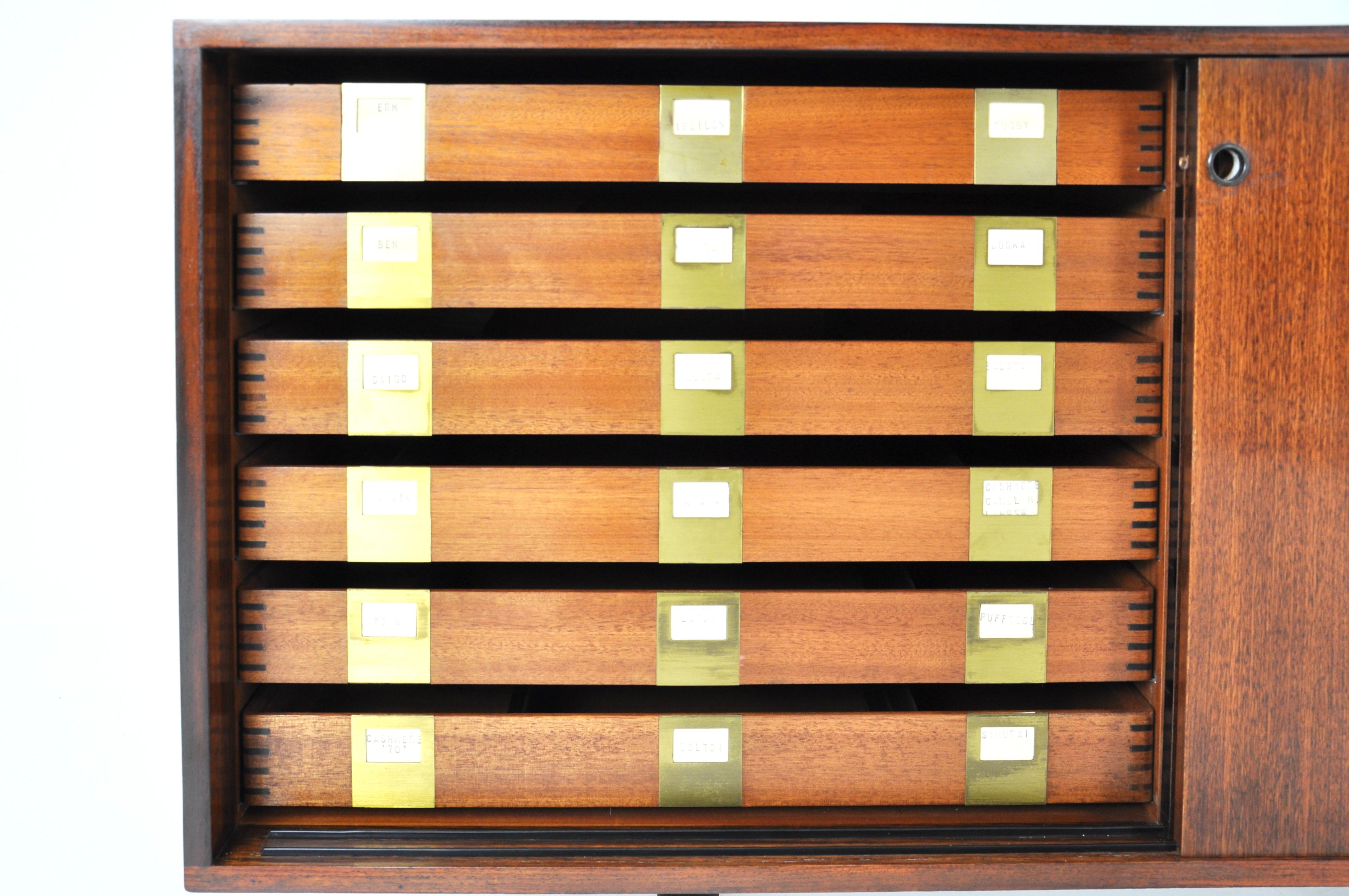 Enfilade SE3 d'Osvaldo Borsani pour Tecno, Italie, années 1960 en vente 4