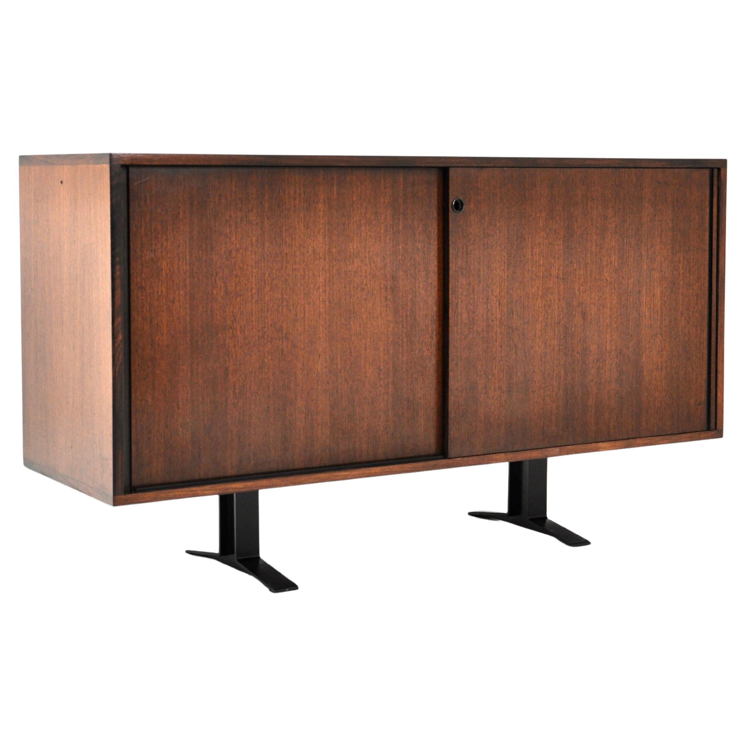 Enfilade "SE3" d'Osvaldo Borsani pour Tecno, Italie, années 1960