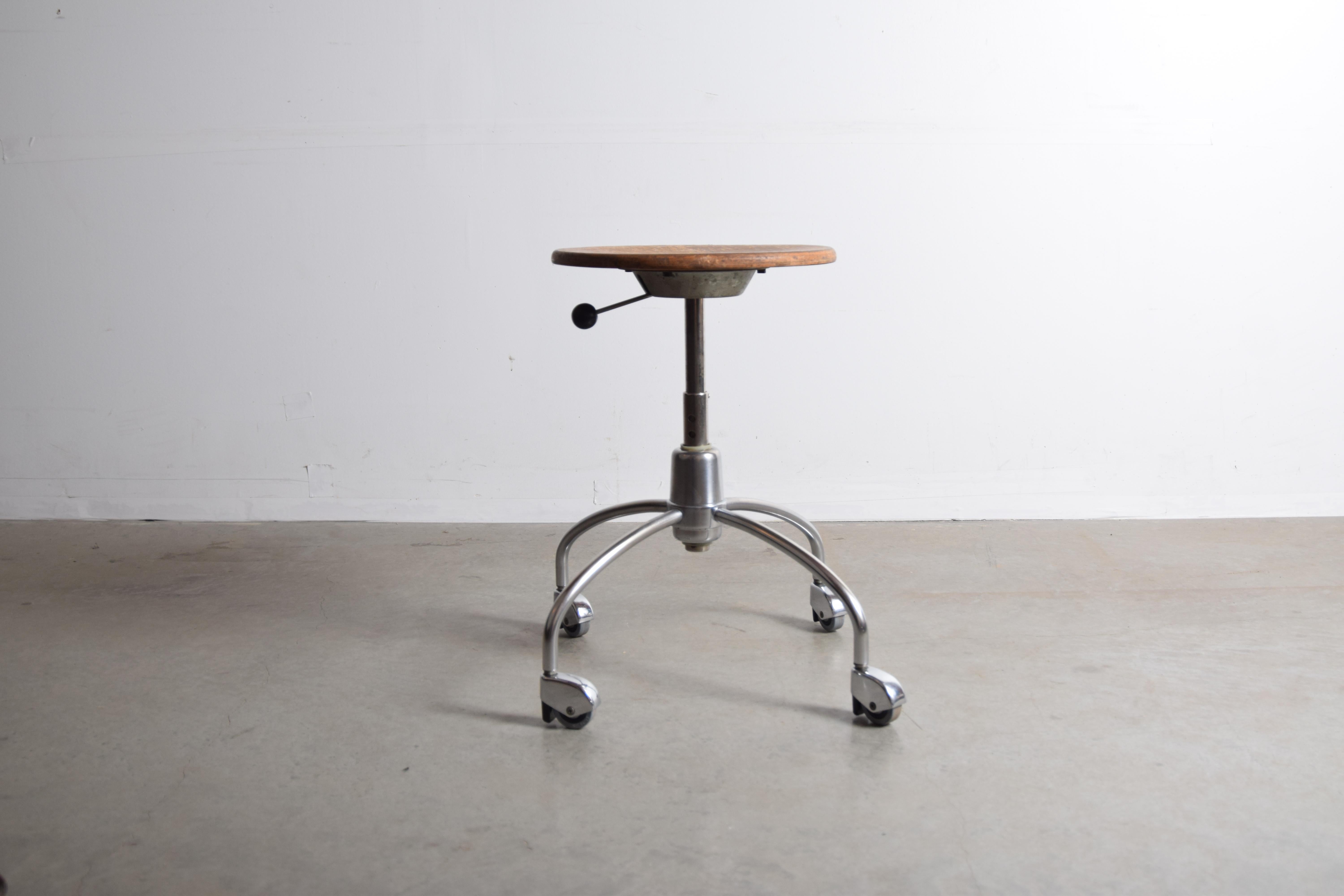 SE43 Stool by Egon Eiermann In Good Condition For Sale In Providence, RI