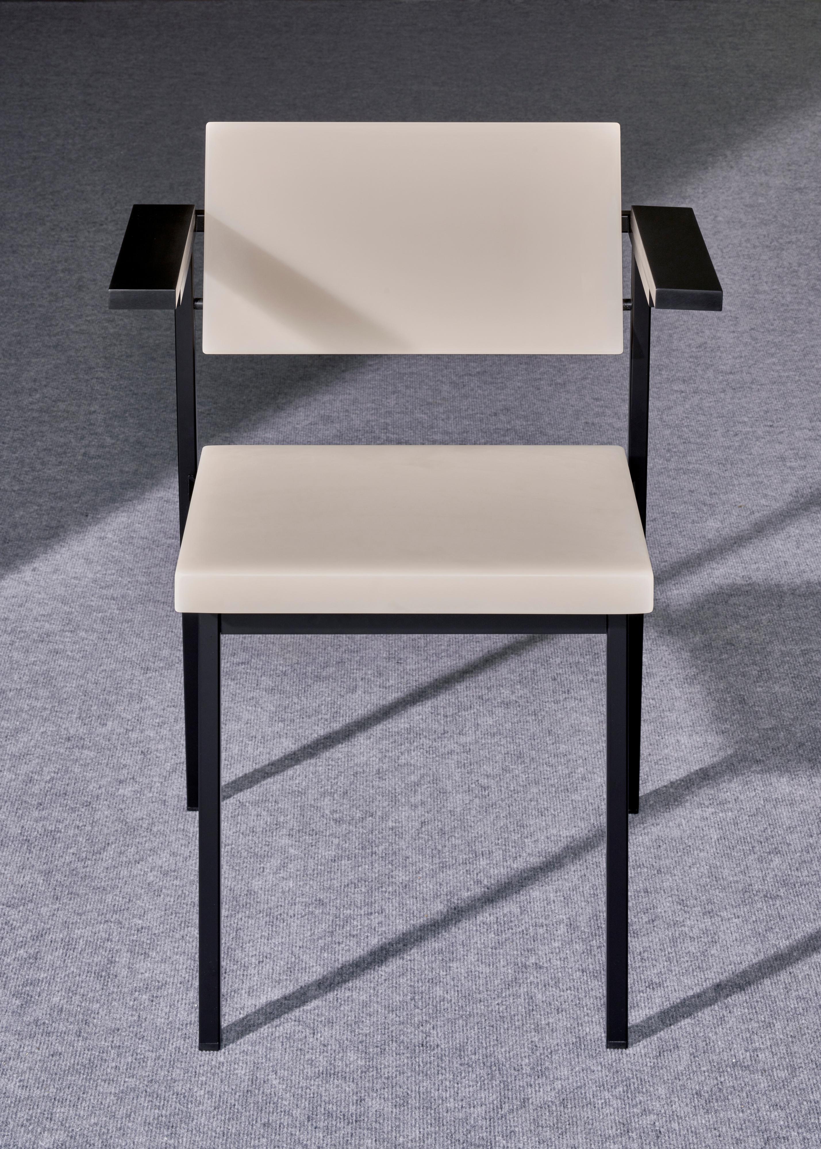 Sessel SE69 aus zeitgenössischem Harz 2019 von Sabine Marcelis im Zustand „Neu“ im Angebot in Copenhagen, DK
