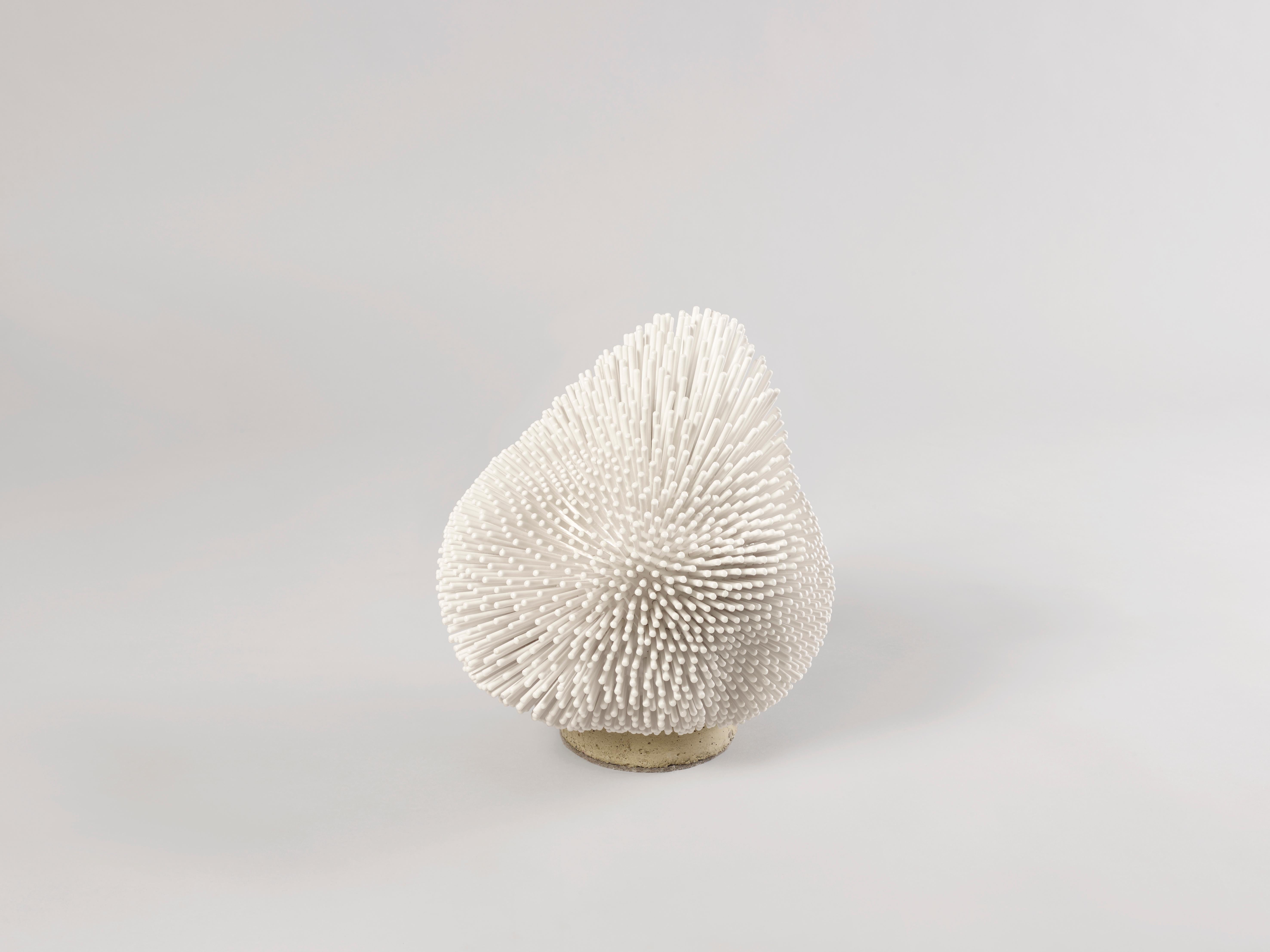 From simple beechwood rods, German artist Pia Maria Raeder creates refined functional sculptures reminiscent of biomorphic forms. She has become globally known for her ’Sea Anemone’ collection that reflects the beauty found on the ocean floor. Work