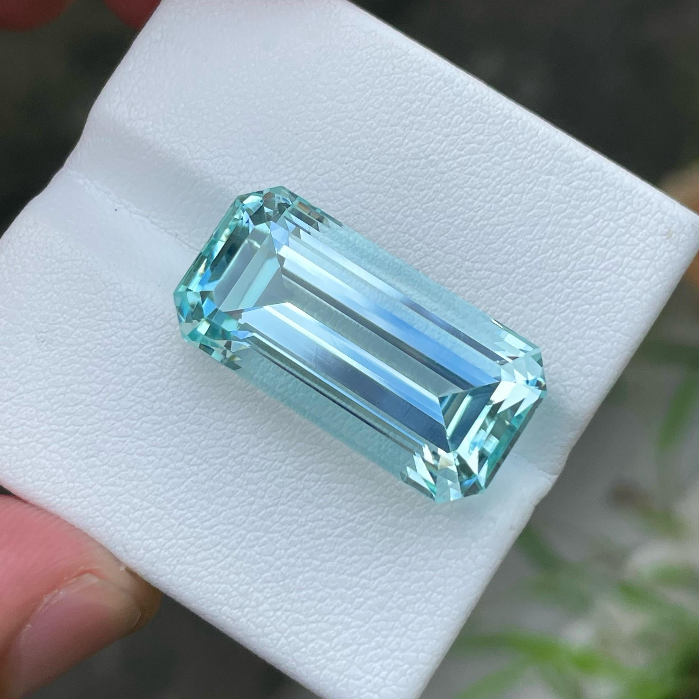 aquamarine gem color