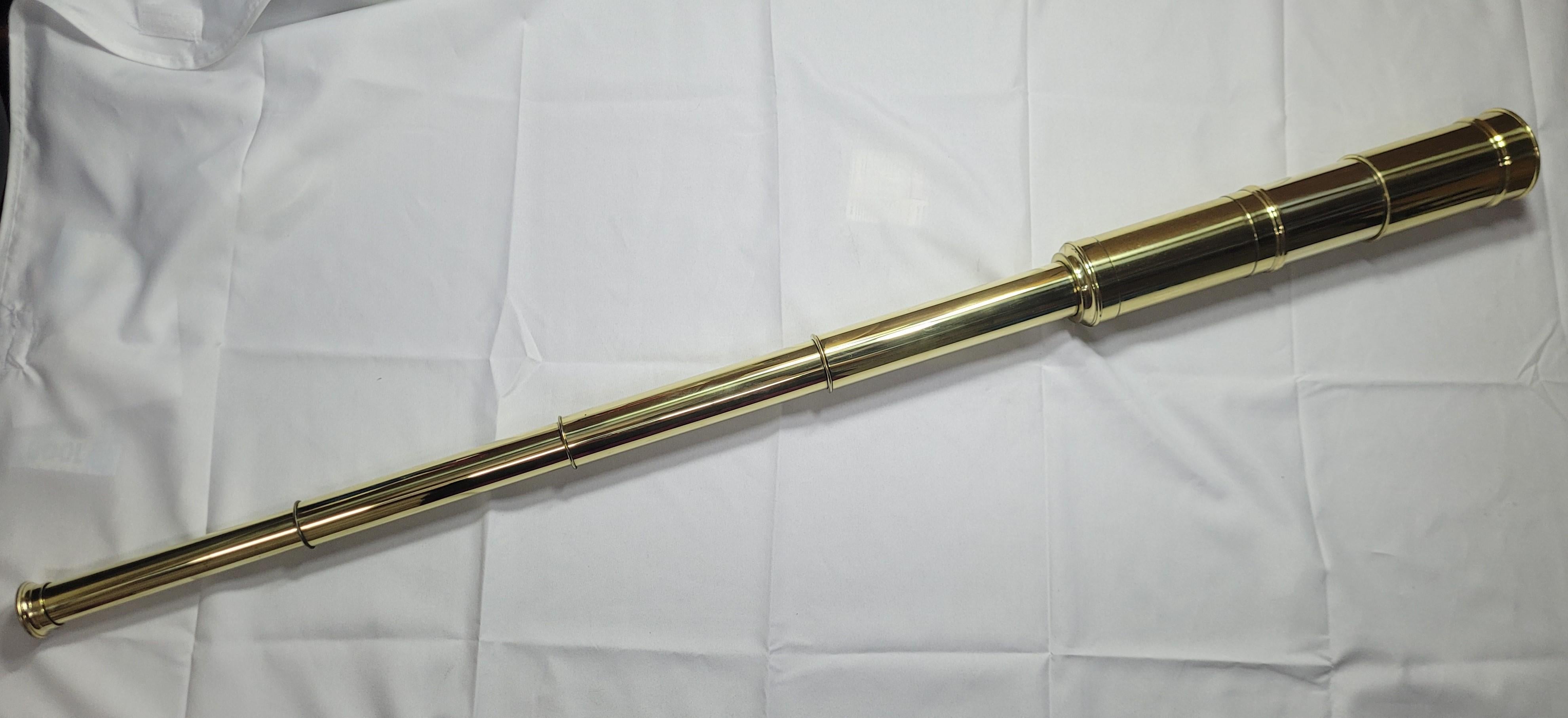 Antique mariners telescope of solid brass that has been polished and the main barrel, eyepiece and cap have been lacquered. The scope has a four draw barrel with eyepiece. Circa 1890. Very high quality marine instrument.

Weight: 1 lb.
Overall