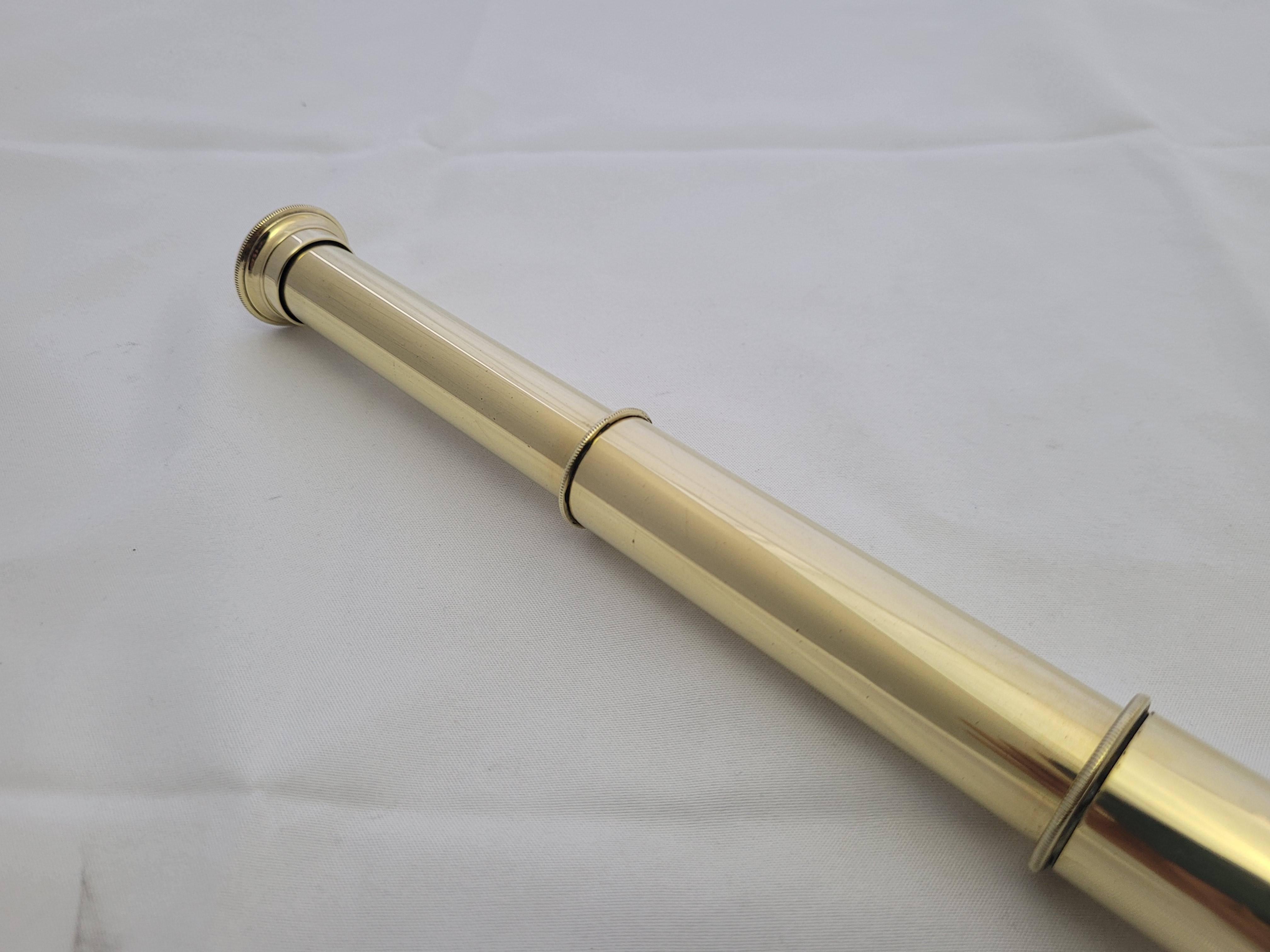 Sea Captains Solid Brass Spyglass Telescope In Good Condition In Norwell, MA