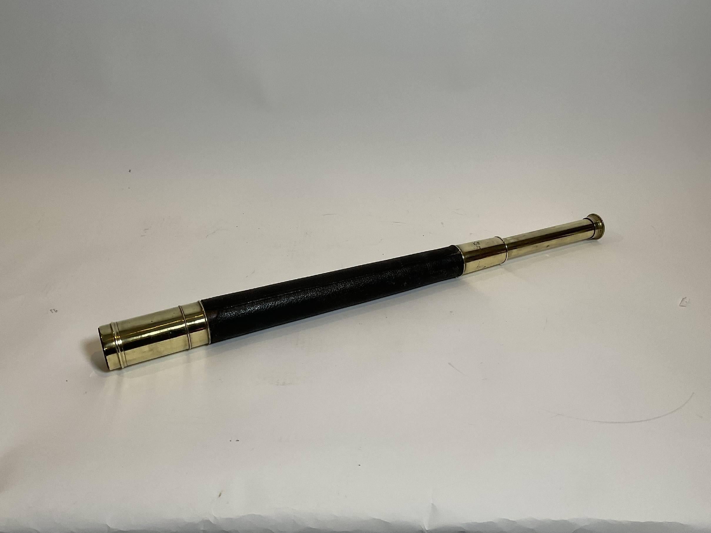 Telescope des capitaines des mers de G Santi Fils Marseille Bon état - En vente à Norwell, MA