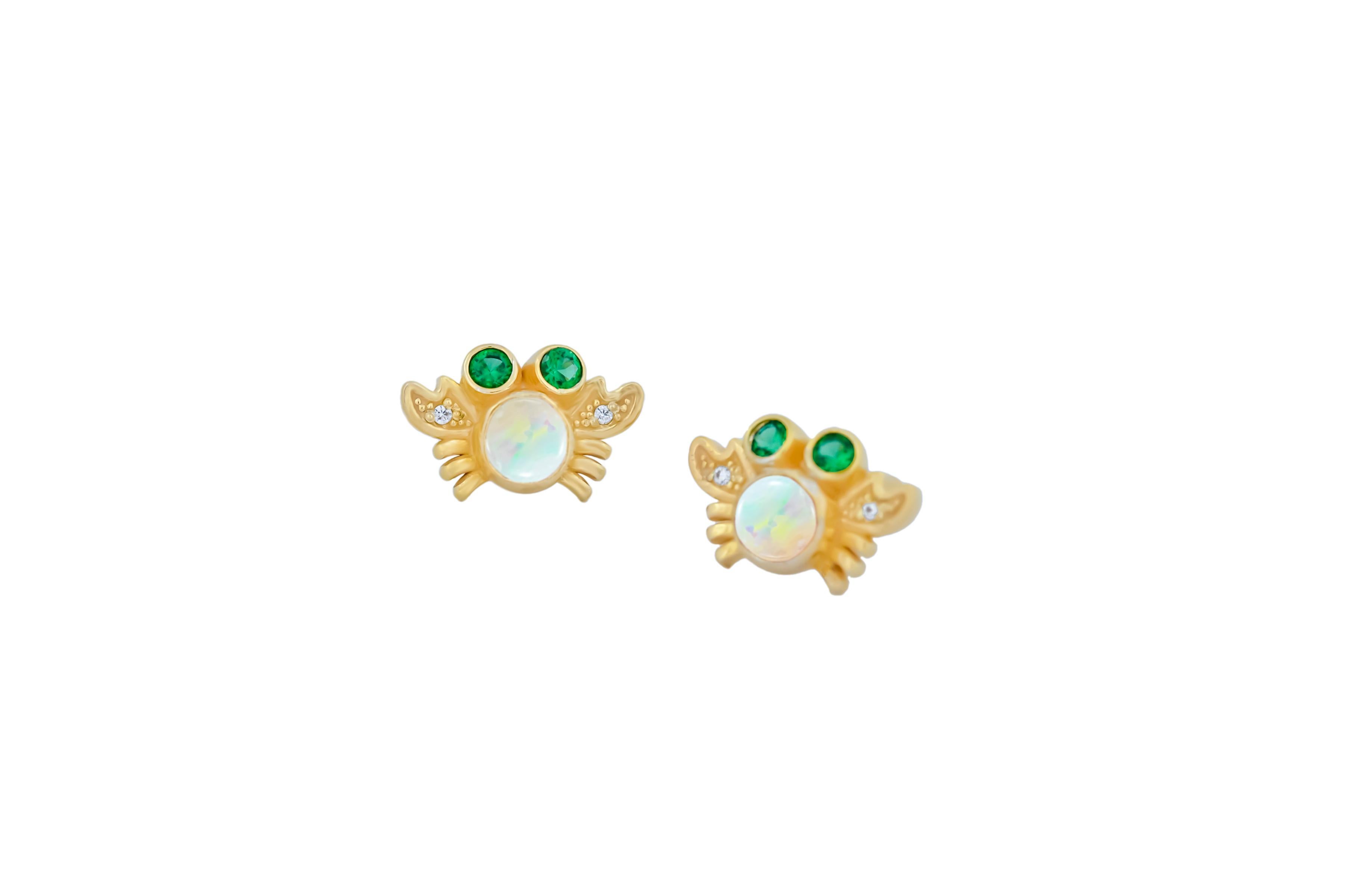 Round Cut Sea Crab earrings studs with opals in 14k gold.  For Sale