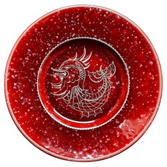 "Dragón de mar", cuenco bajo art déco con incrustación de plata en esmalte rojo raro, Argenta