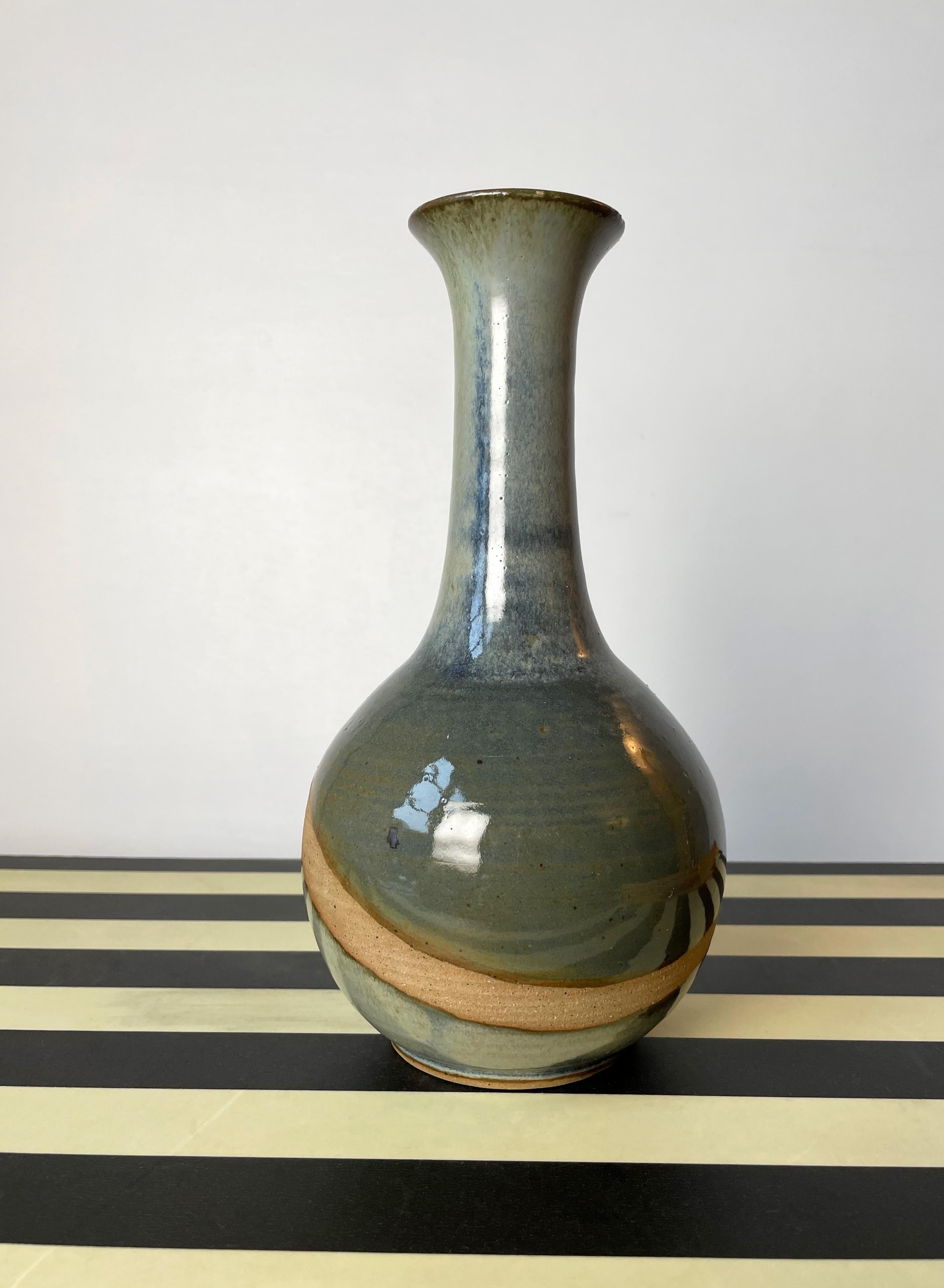 Danish Modern Sea Foam Green Ceramic Vase, 1960s In Good Condition For Sale In Copenhagen, DK