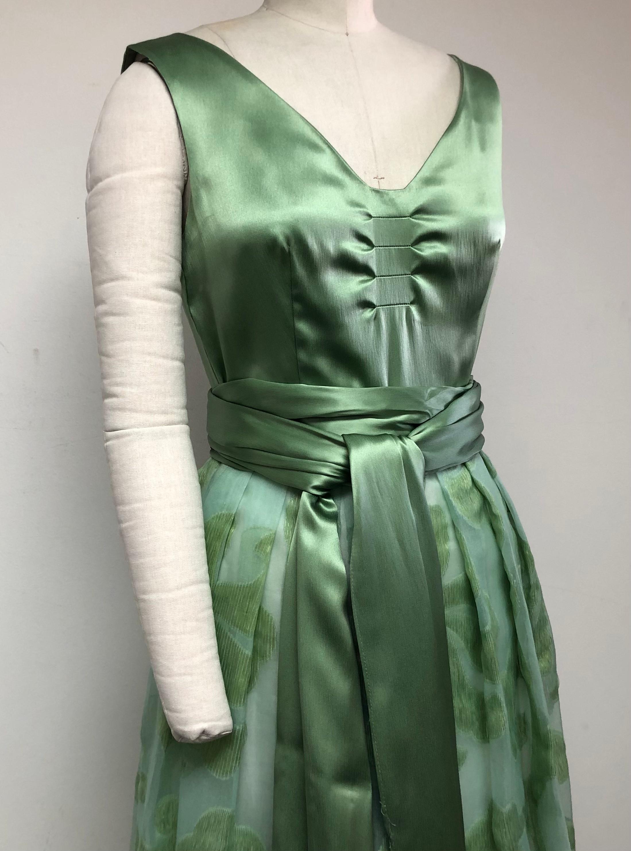 Sea Foam Green Satin and Fil Coupe Tucked Bodice Full Skirt Gown In Excellent Condition For Sale In Los Angeles, CA