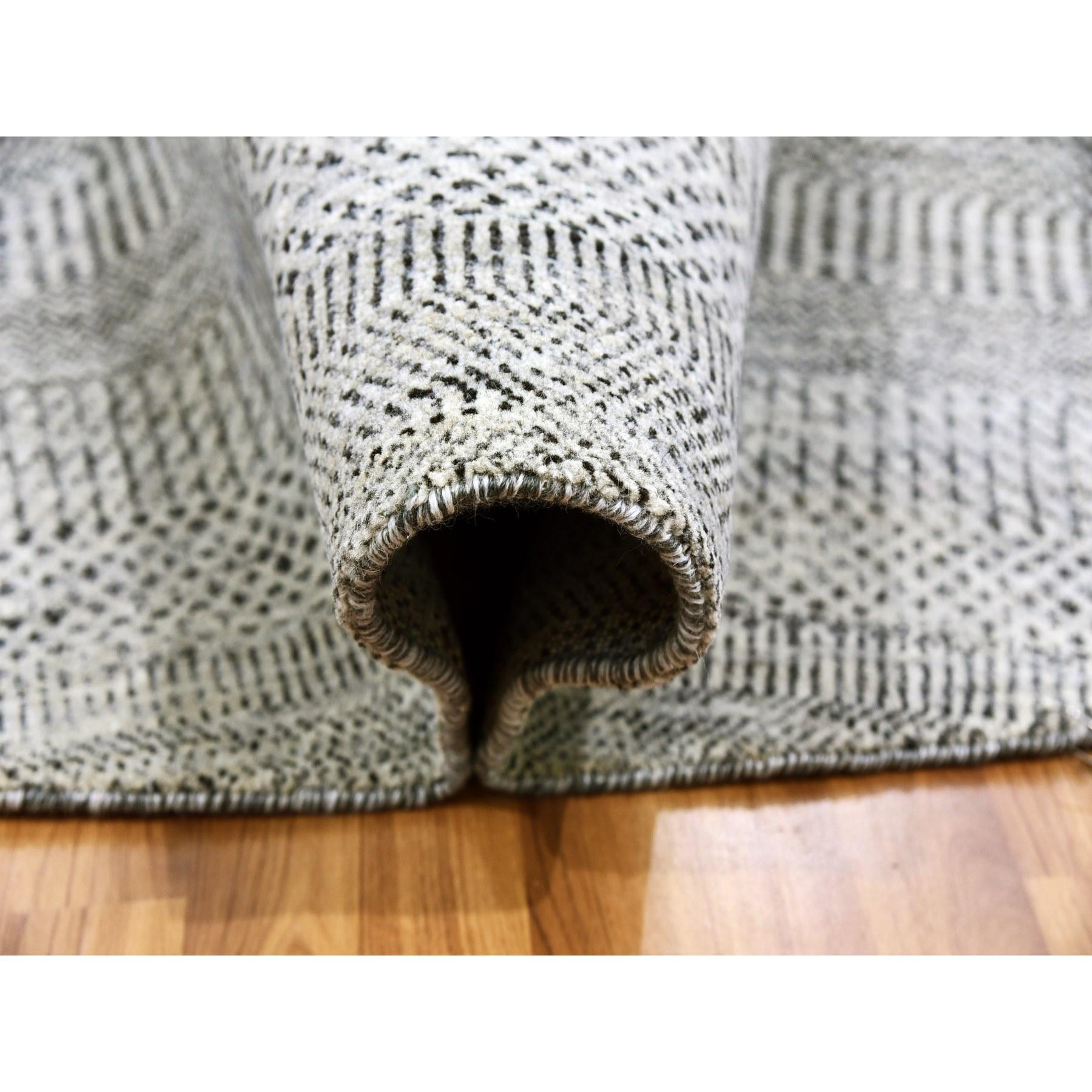 Noué à la main Tapis rond noué à la main en pure laine non teintée à motif de gazon gris de mer 9'8