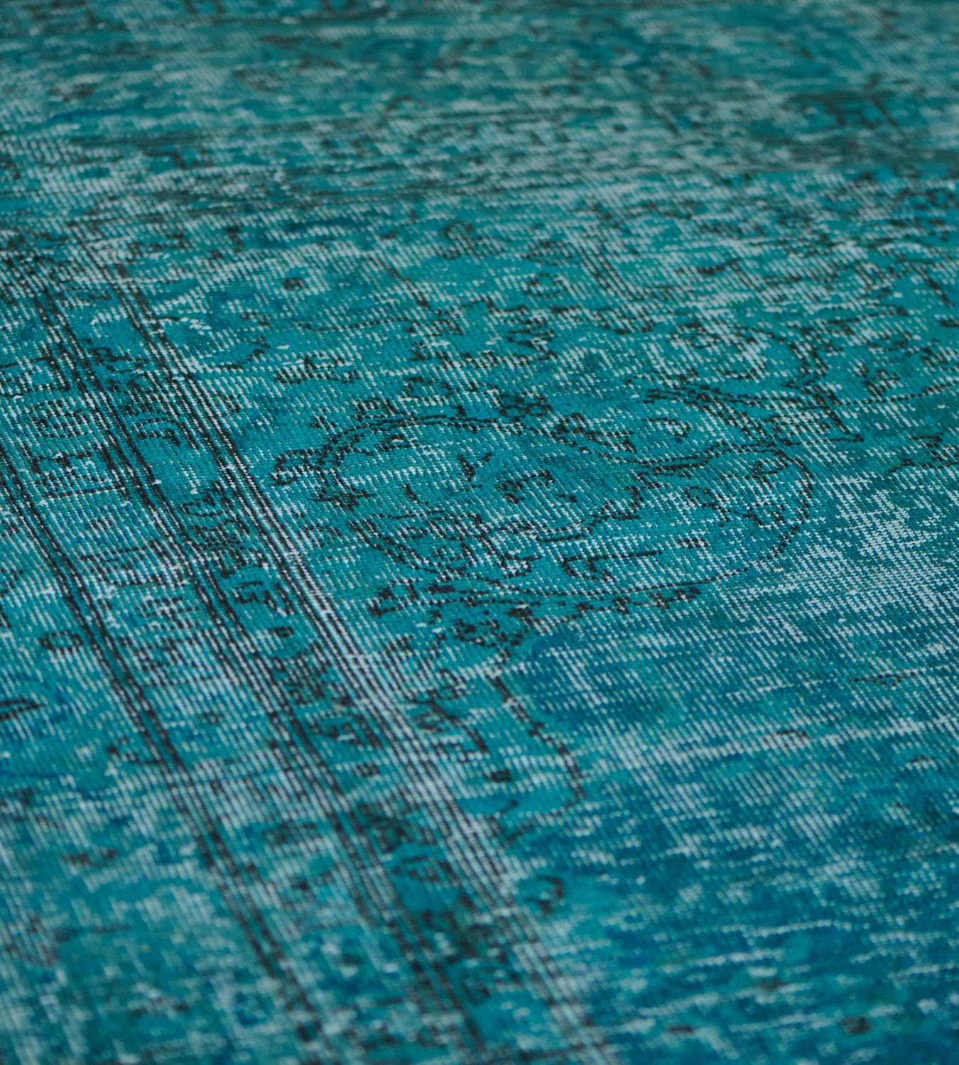 Sea-Green Contemporary Wool Handwoven Rug For Sale 5