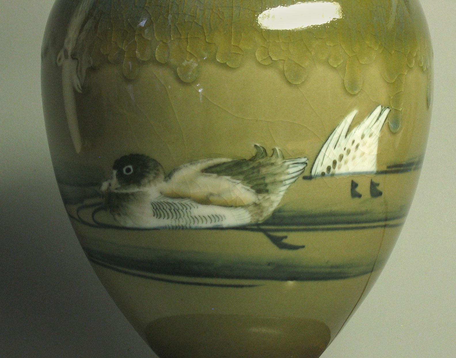 Amerikanische Arts & Crafts-Vase in Meeresgrün im Rookwood-Stil, montiert als Lampe (amerikanisch) im Angebot