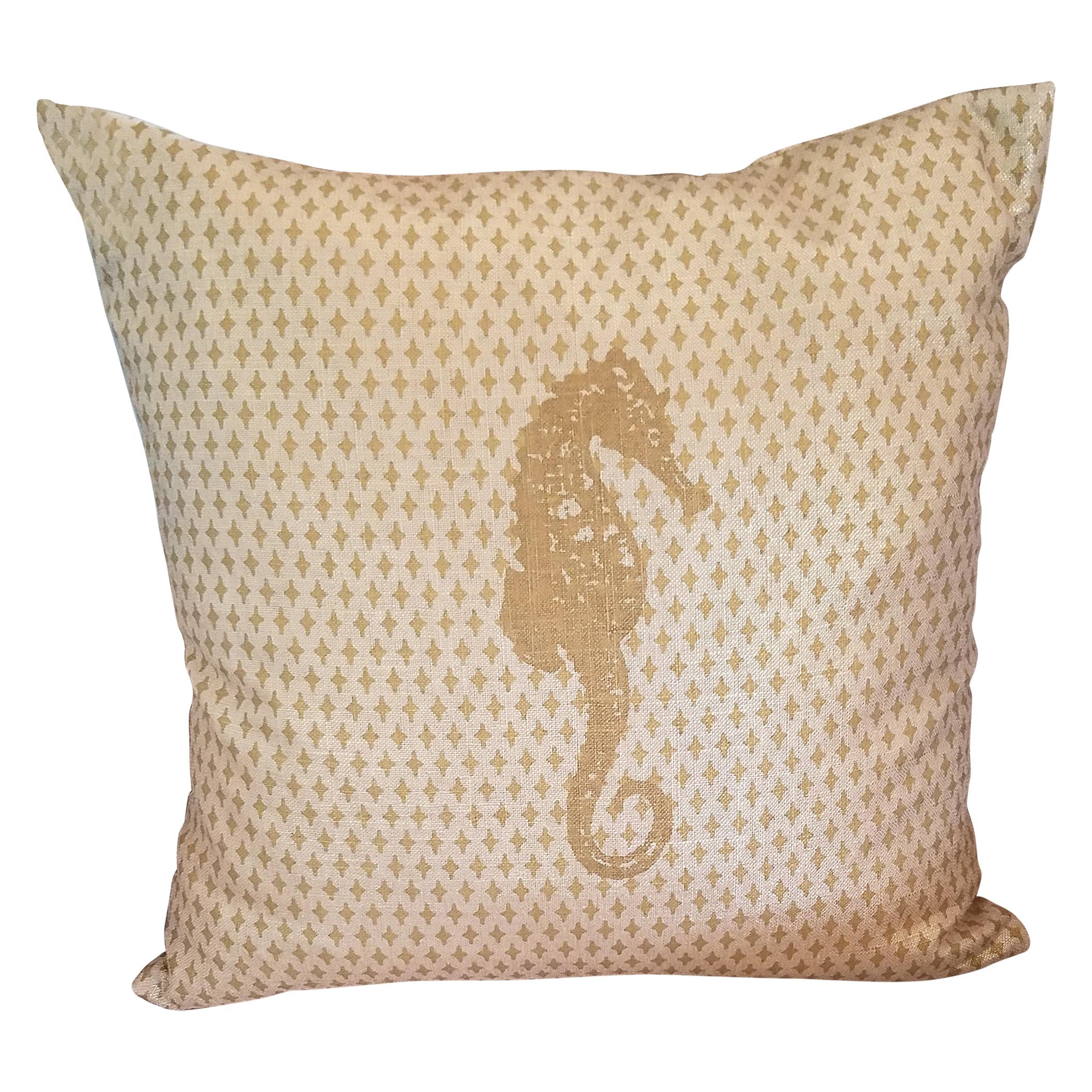 Coussin en soie sérigraphiée cheval de mer