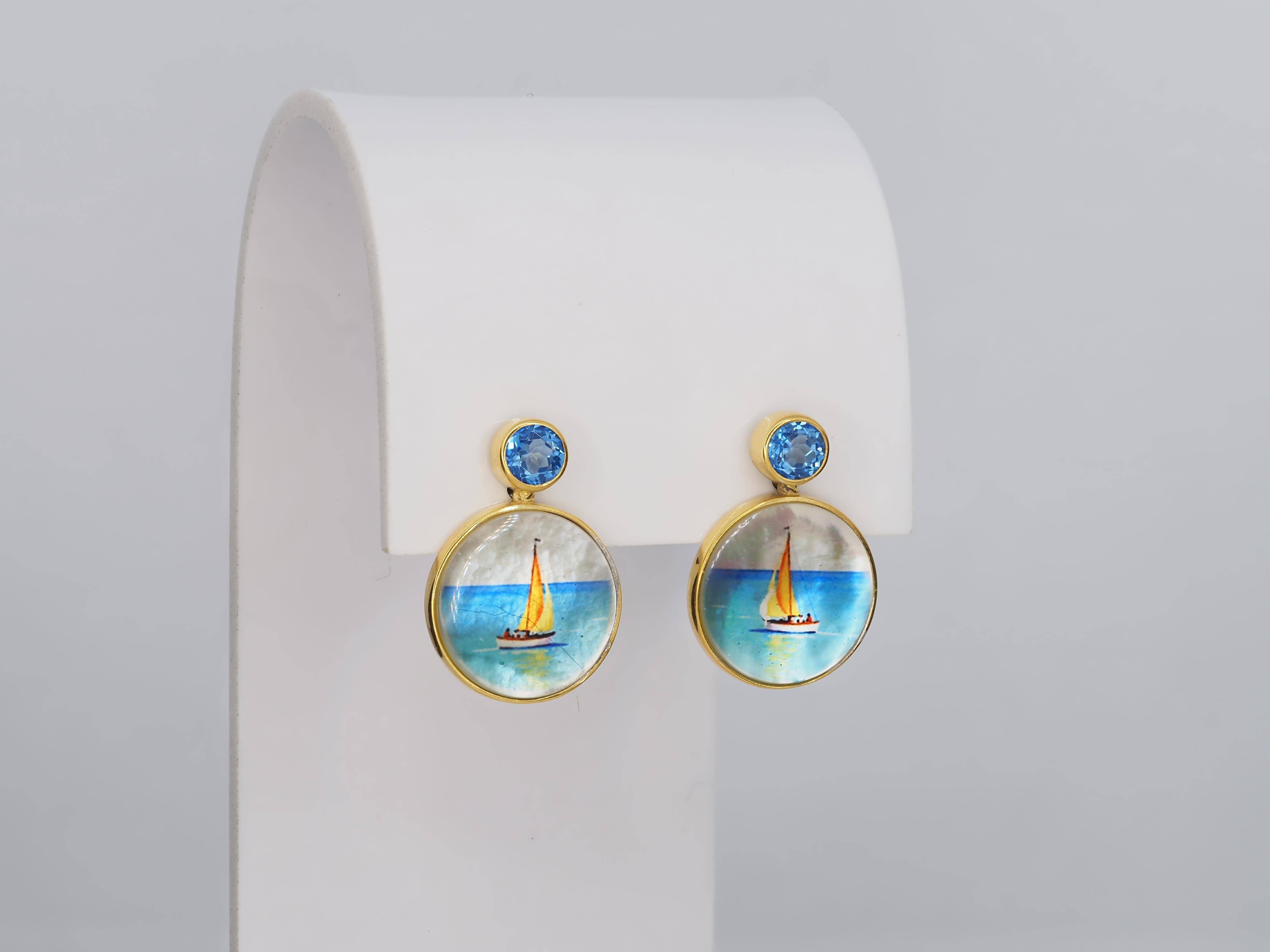 Boucles d'oreilles d'inspiration marine, voilier, yacht avec topaze et nacre Unisexe en vente
