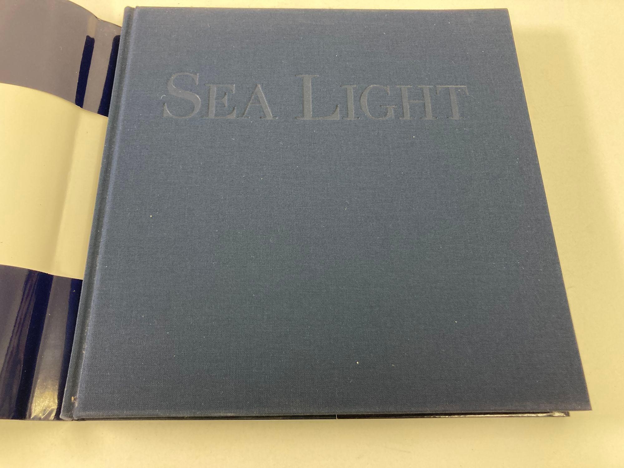 Livre de photographies Sea Light de Paul Liebhardt à couverture rigide, 1997 en vente 6