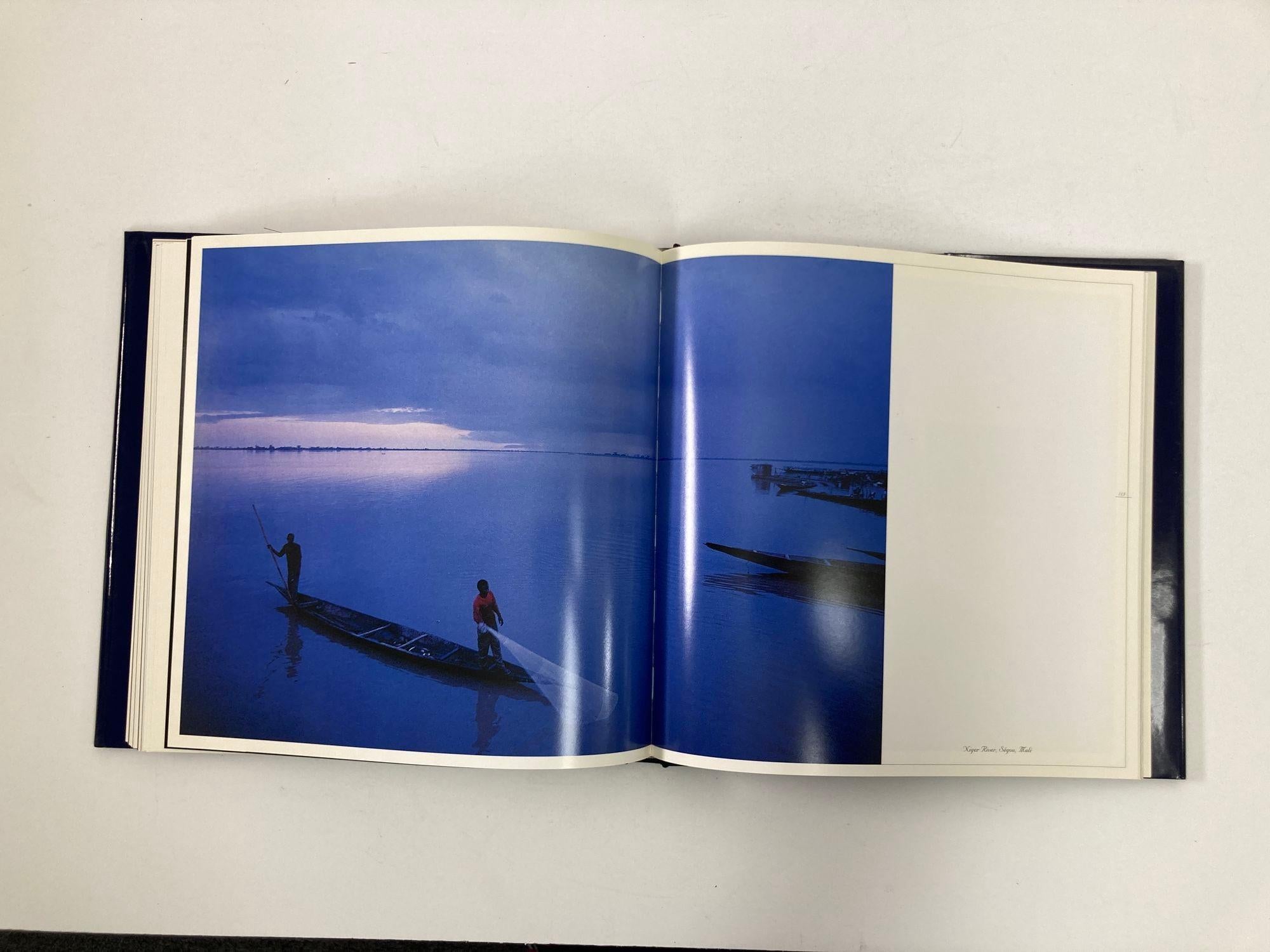 Livre de photographies Sea Light de Paul Liebhardt à couverture rigide, 1997 en vente 3