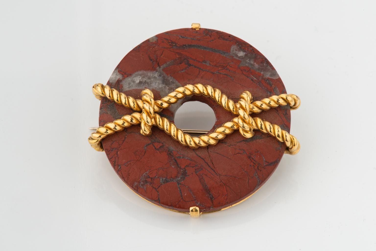 Italian Unusual Brooch with Jasper and Gold Sea Nots For Sale