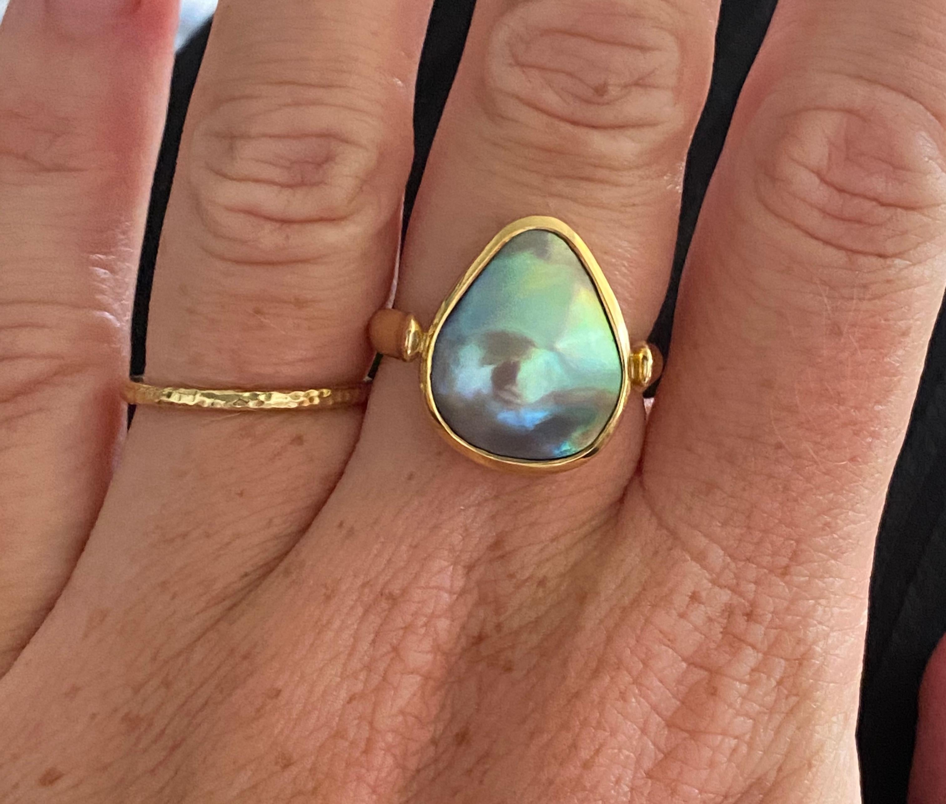 Contemporary Sea of Cortez Mabe Pearl 18 Karat Gold Ring For Sale