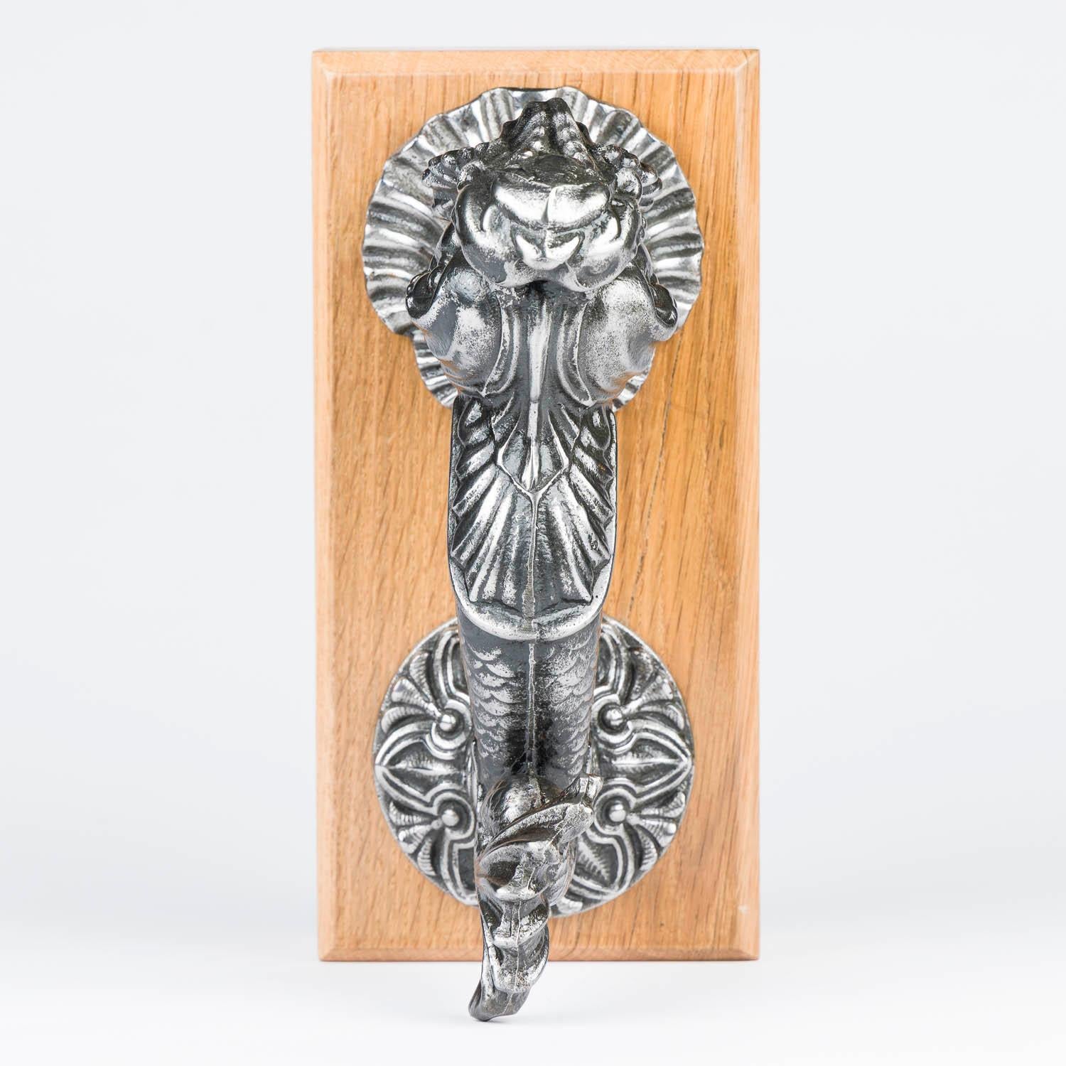 Sea serpent door knocker by Archibald Kenrick & Sons For Sale 10
