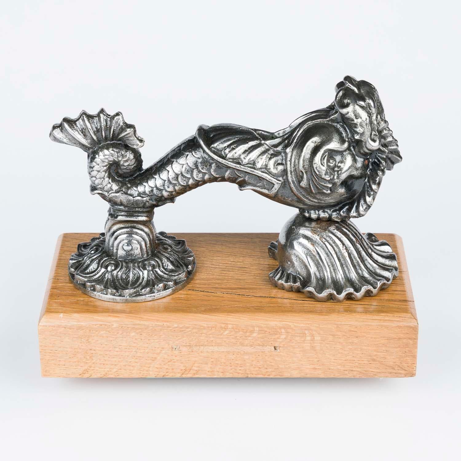 Sea serpent door knocker by Archibald Kenrick & Sons In Good Condition For Sale In London, GB