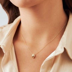 Sea Shell Pendant Necklace 16" in 14K Solid Gold