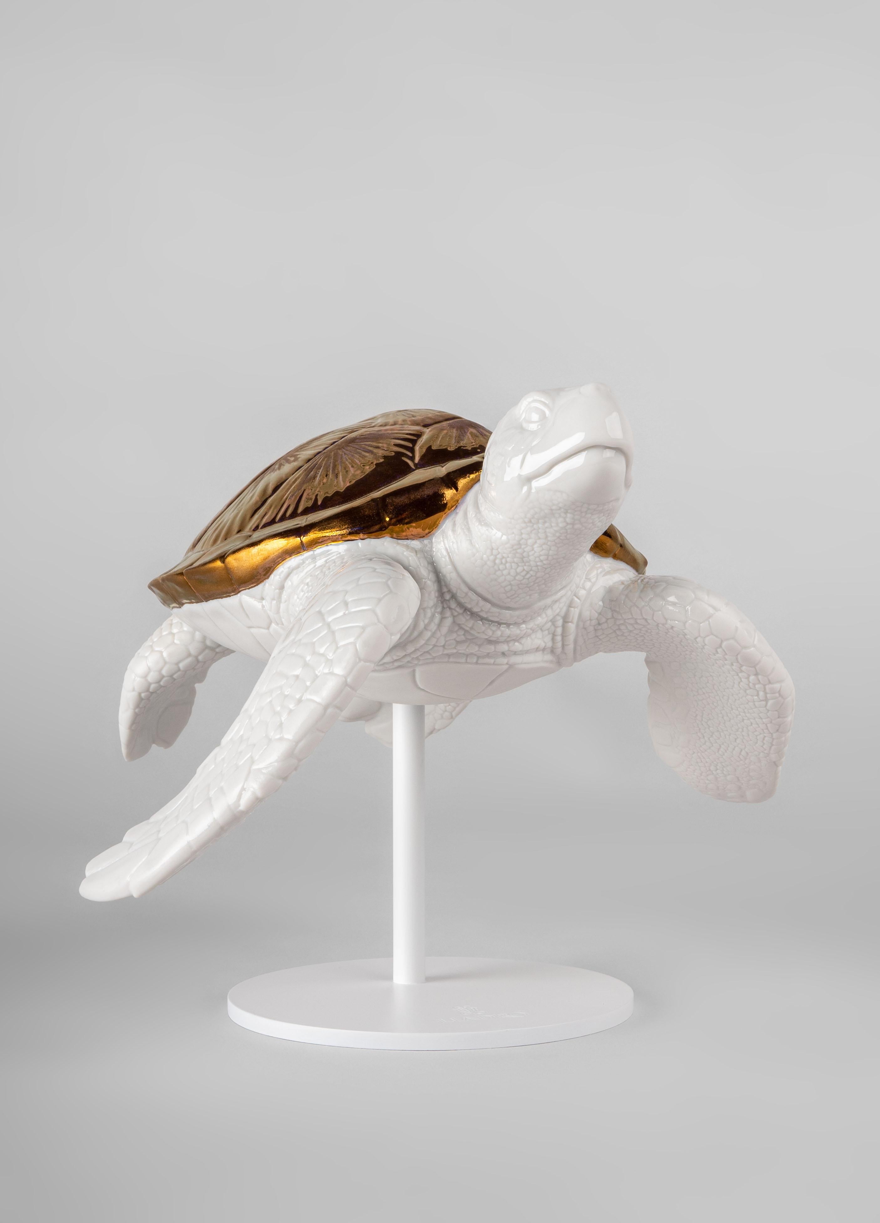 Hand-Crafted Sea Turtle II 'White-Copper' Sculpture