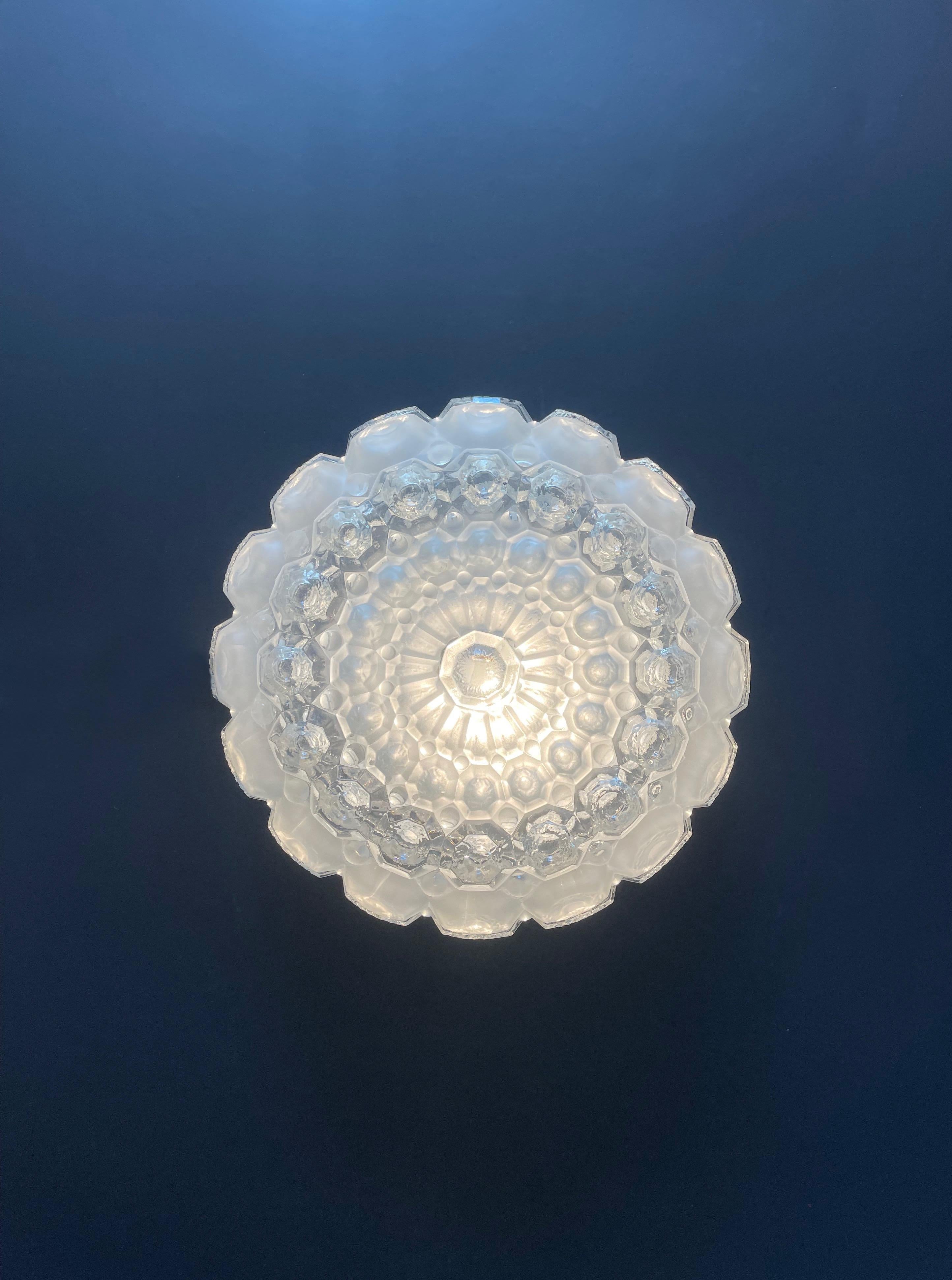 Fait à la machine Lampe encastrée Sea Urchin Bubble Glass, dépolie, attr. Honsel, Allemagne, années 1970 en vente