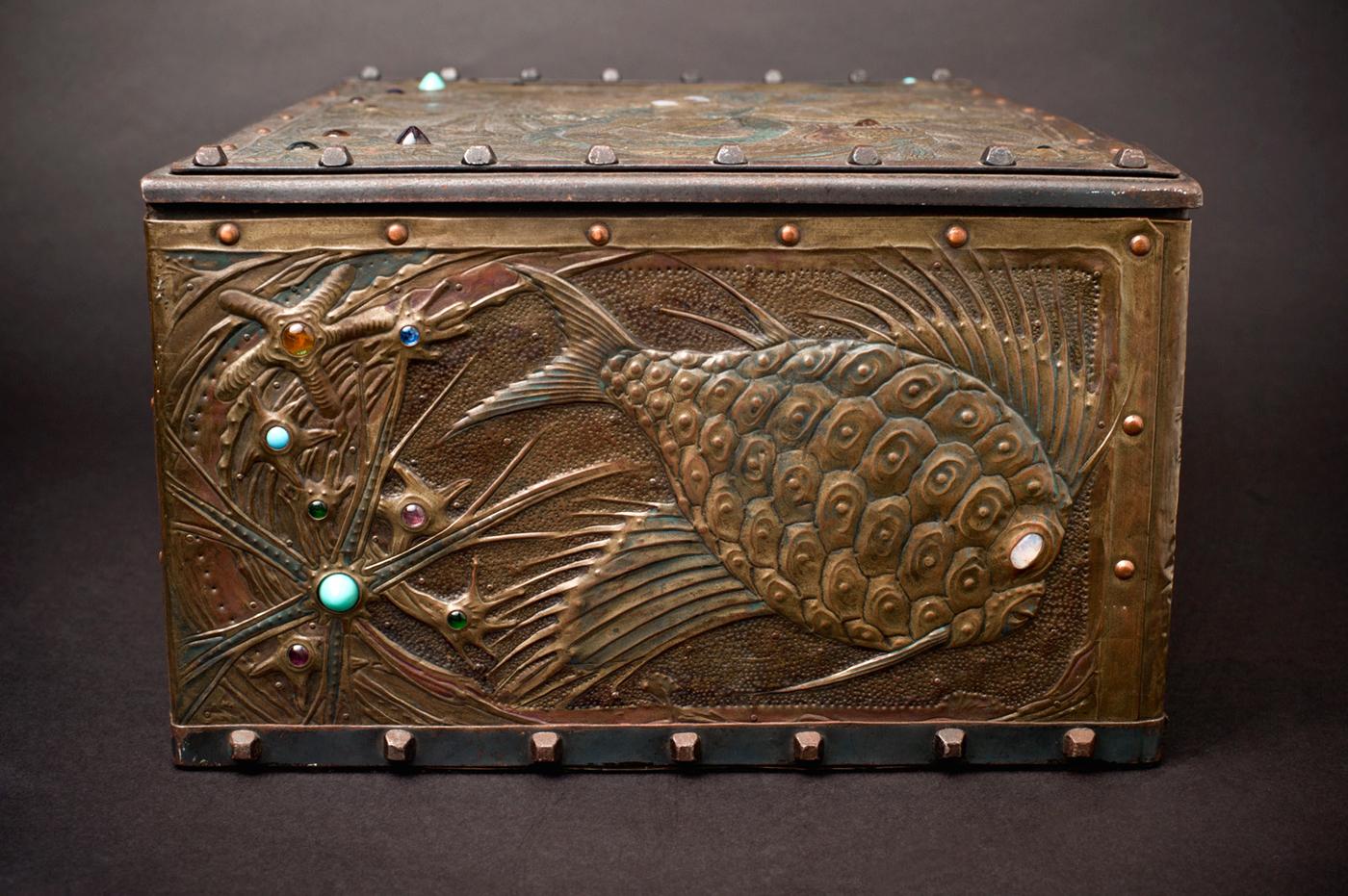 Art Nouveau Seabed Repoussé Box by Alfred Daguet For Sale 1