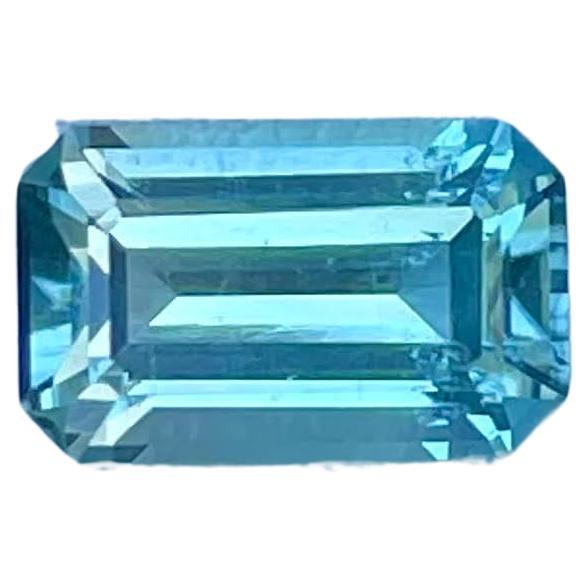 Tourmaline naturelle afghane taille émeraude bleu écume de mer de 1,90 carat