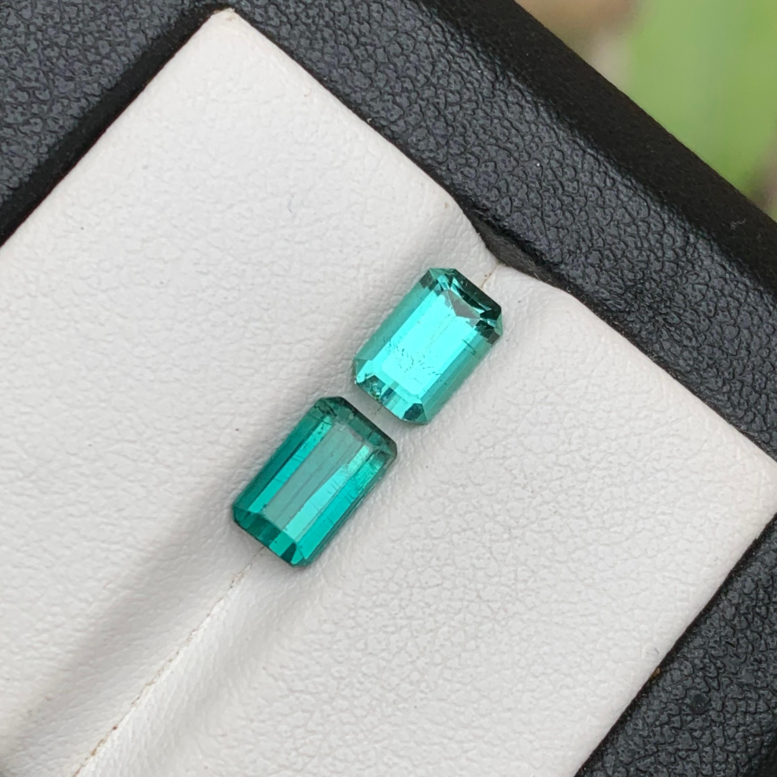 Paire de tourmalines naturelles bleu verdâtre écaille de mer, tourmaline non sertie, 2,25 carats en vente 3