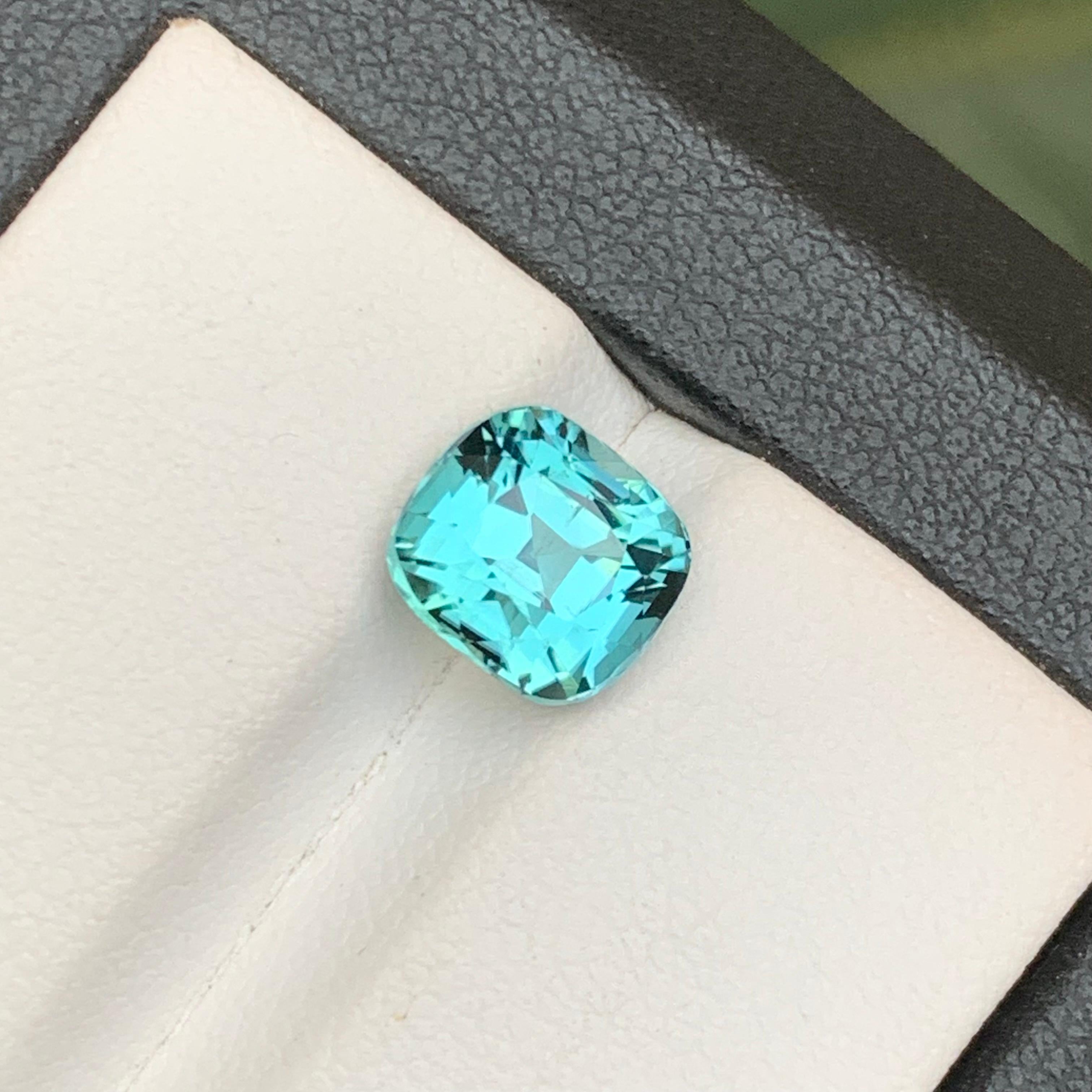 Contemporary Seafoam Natural Tourmaline Ring Loose Gemstone 2.80 Ct Cushion Cut for Jewelry For Sale