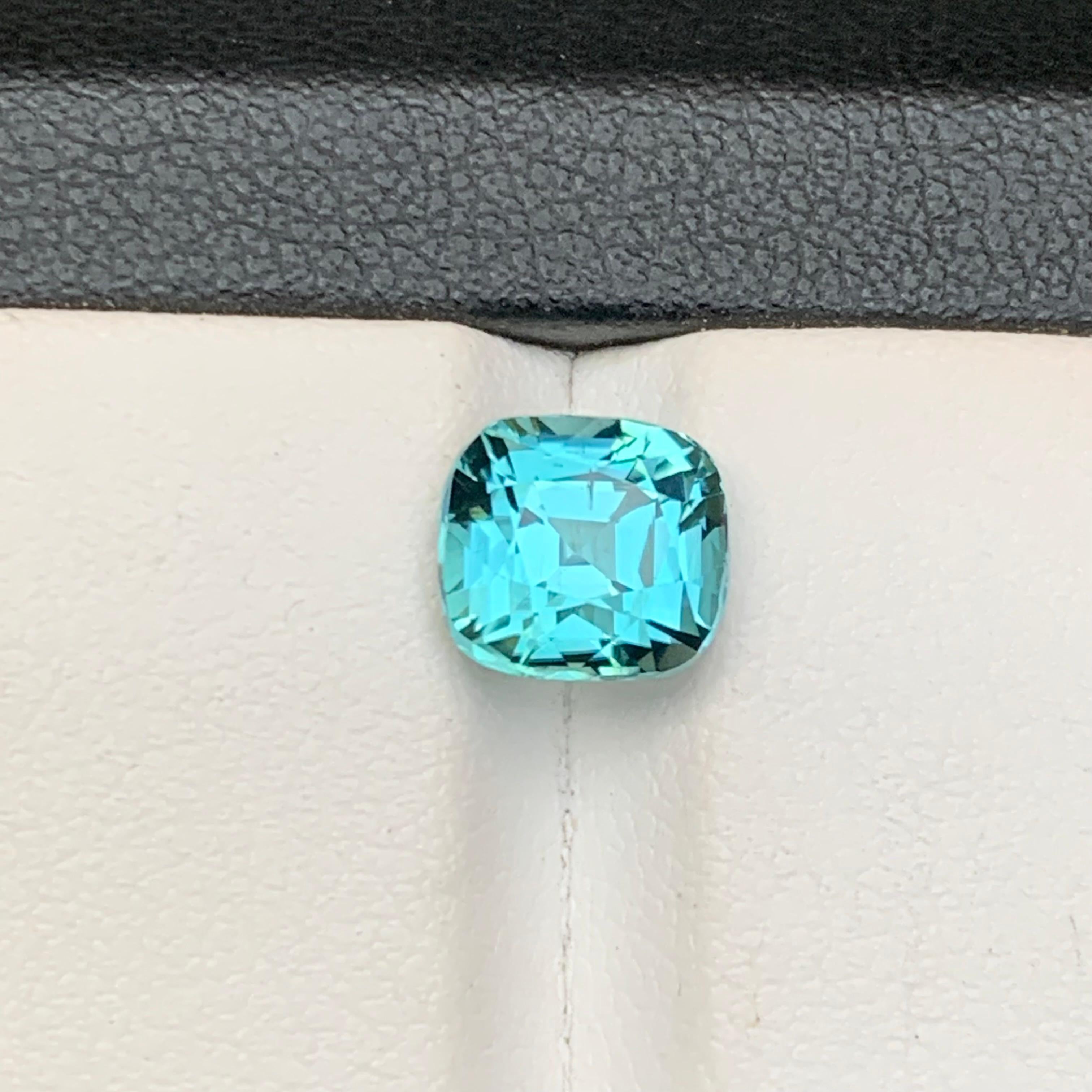 Seafoam Natural Tourmaline Ring Loose Gemstone 2.80 Ct Cushion Cut for Jewelry For Sale 4