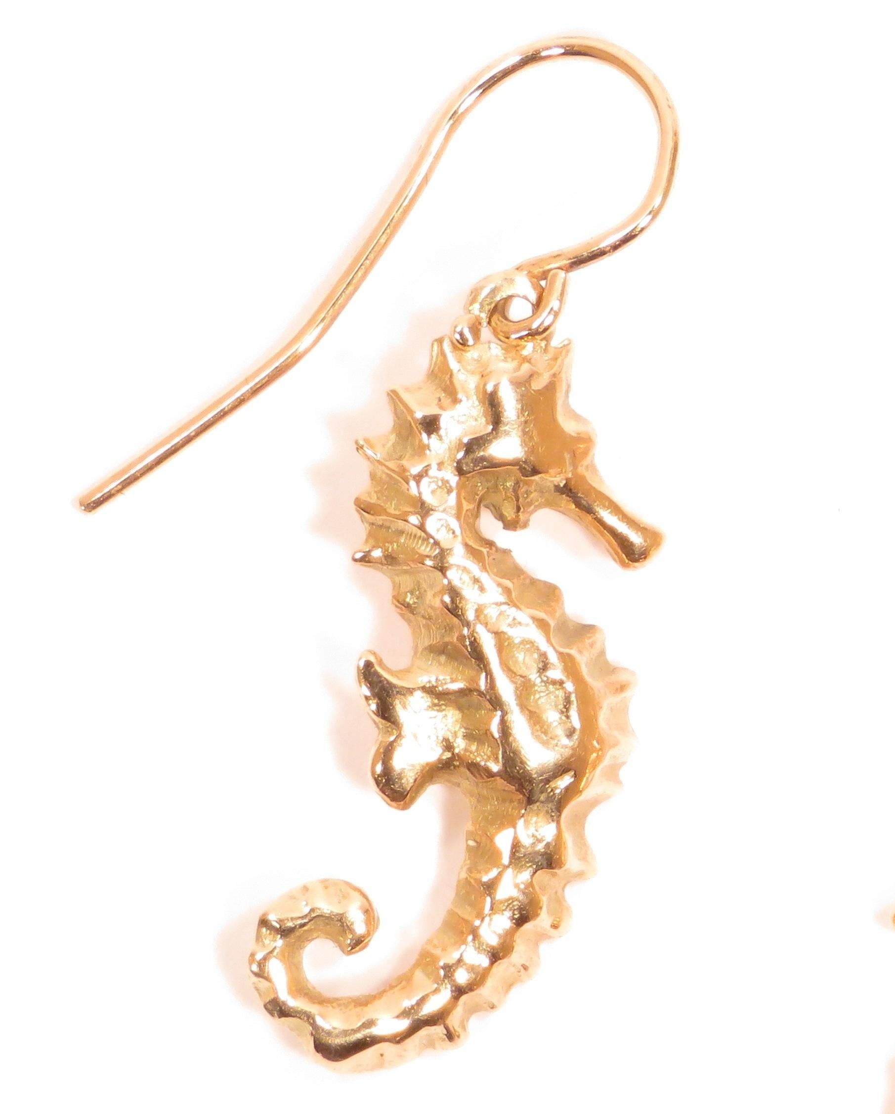 seahorse dangle earrings