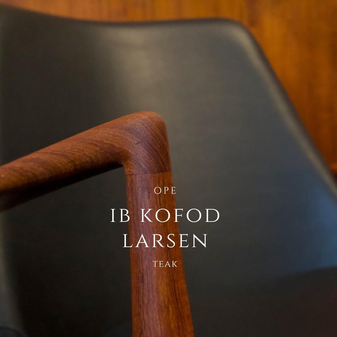 Seal Chairs by Ib Kofod Larsen for OPE, Sweden. Teak, Black Leather For Sale 3