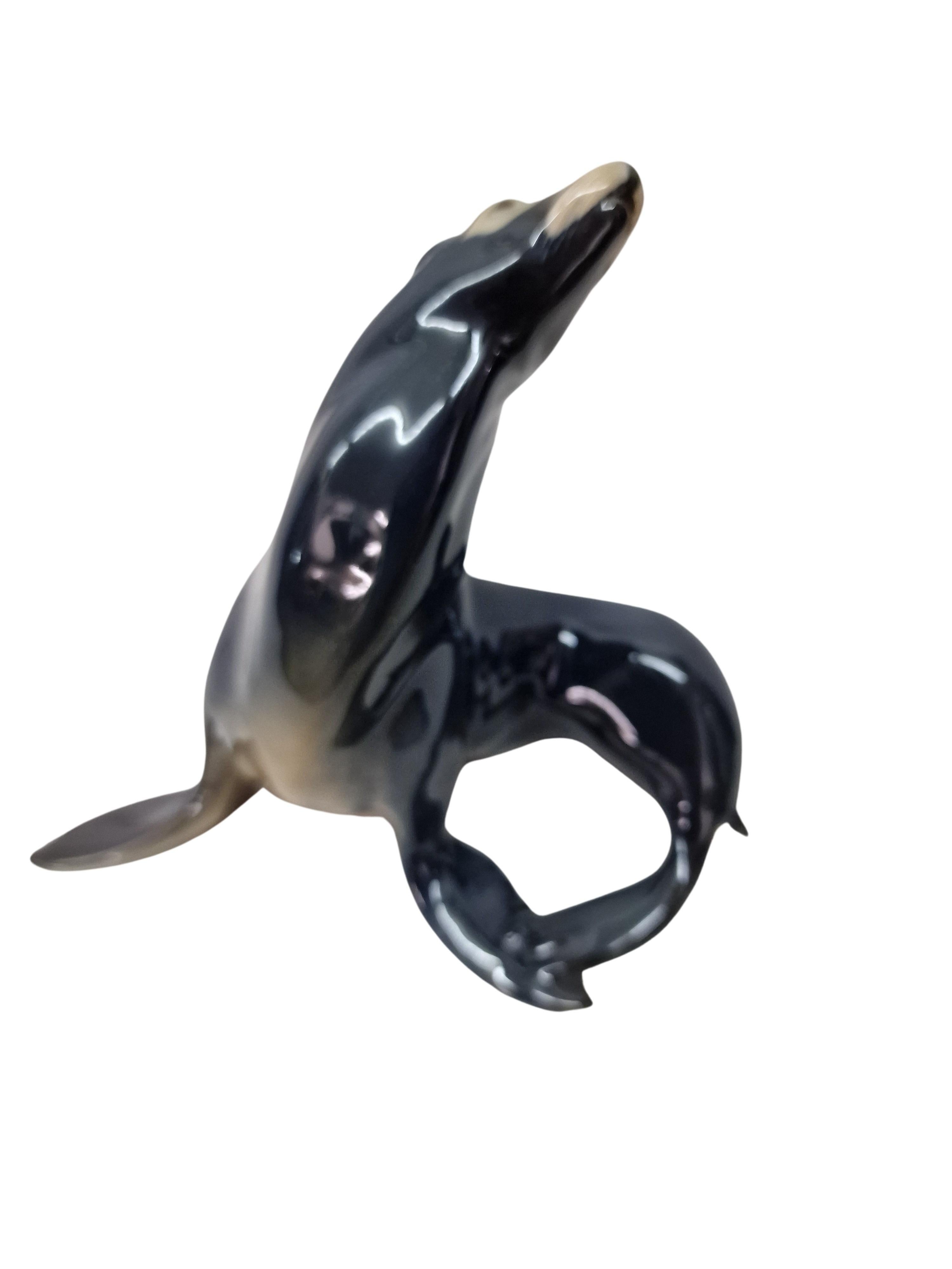 Estatuilla de león marino, porcelana, T Madsen, Royal Copenhagen, Art Decó, Dinamarca en venta 2