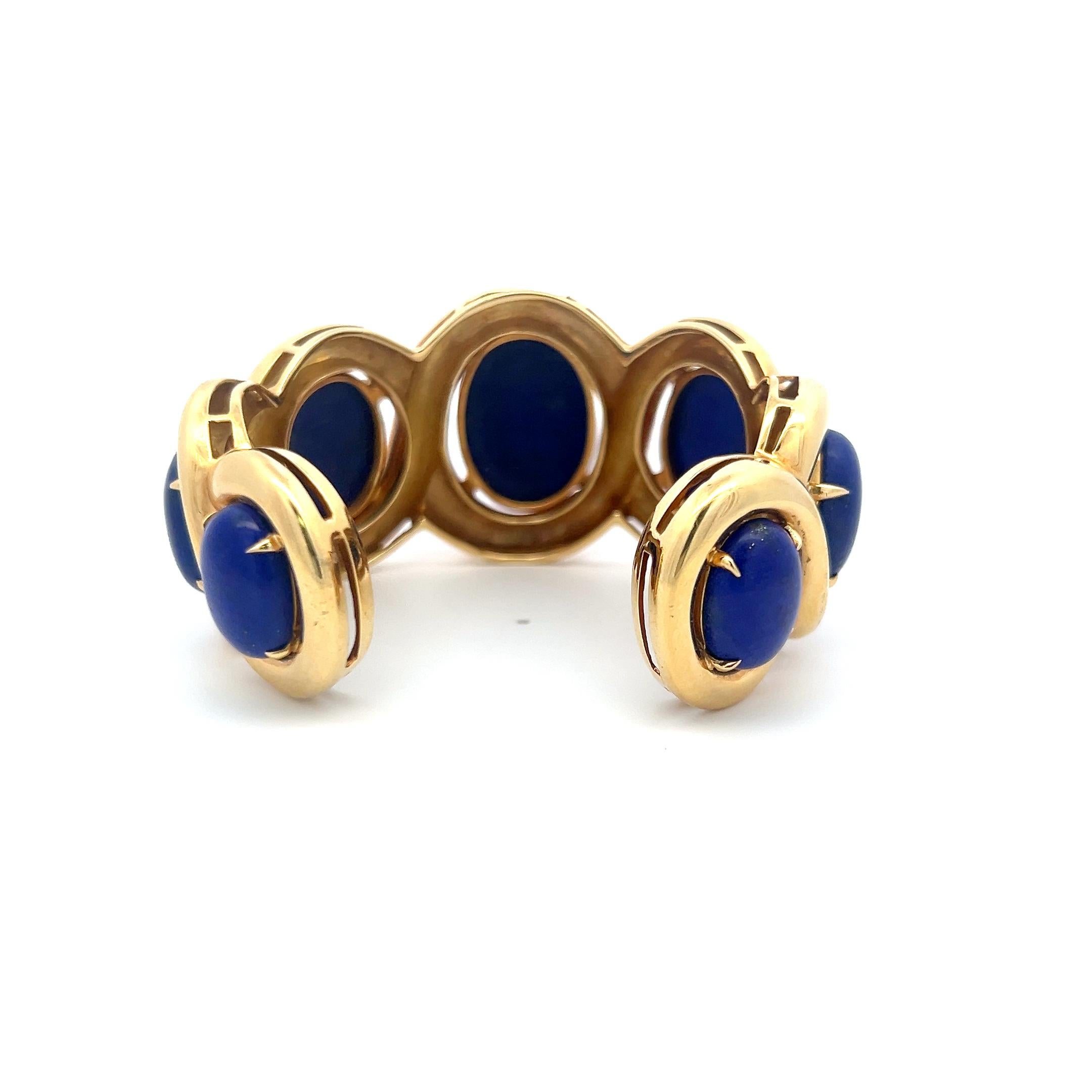 Seaman Schepps Bracelet jonc en or jaune 18 carats et lapis Bon état - En vente à New York, NY