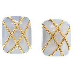 Seaman Schepps 18K Yellow Gold Clip On Earrings with 21.0x27.0mm Blue Chalcedony