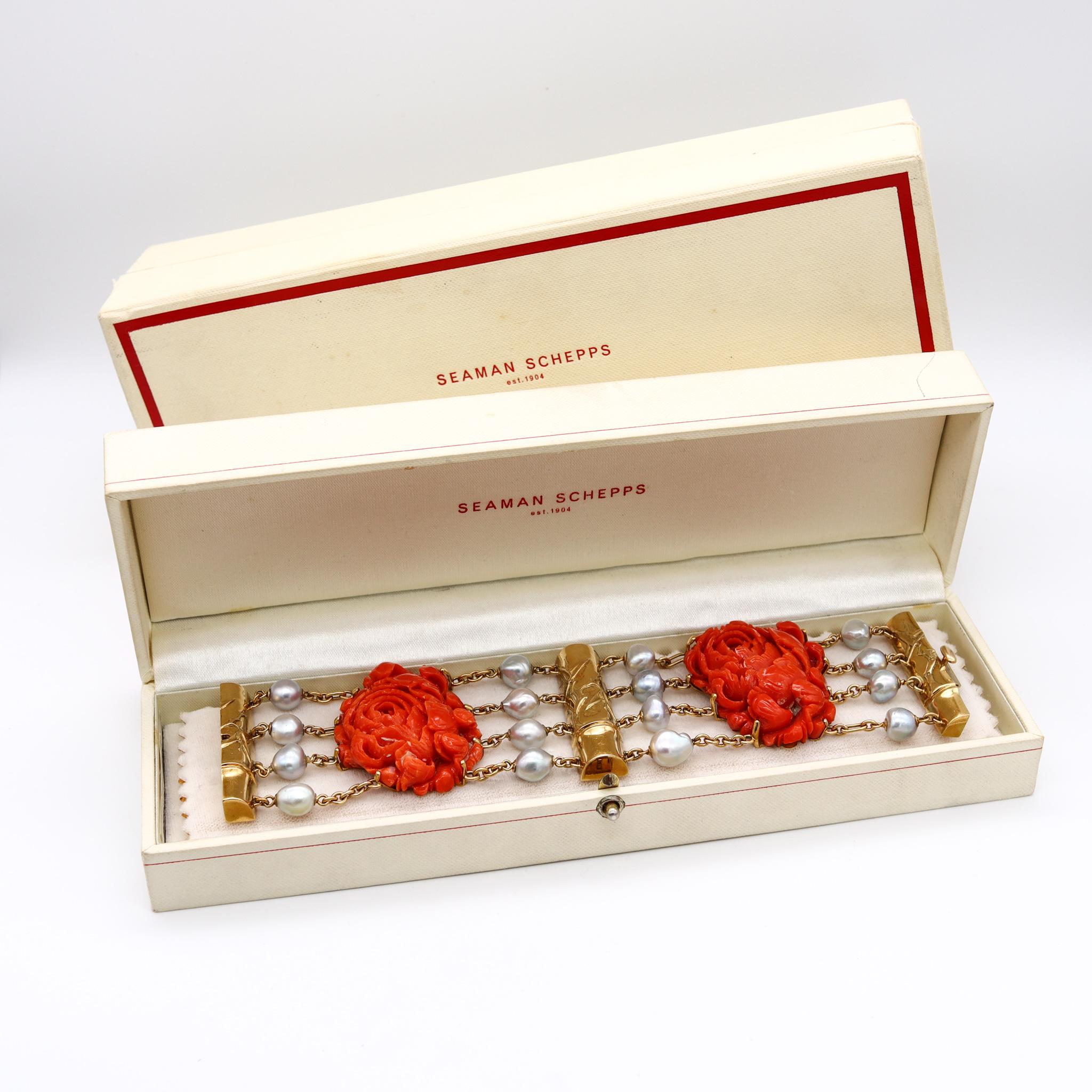 Seaman Schepps Bracelet rare en or 18 carats avec corail rouge et perles, New York, 1970 en vente 2