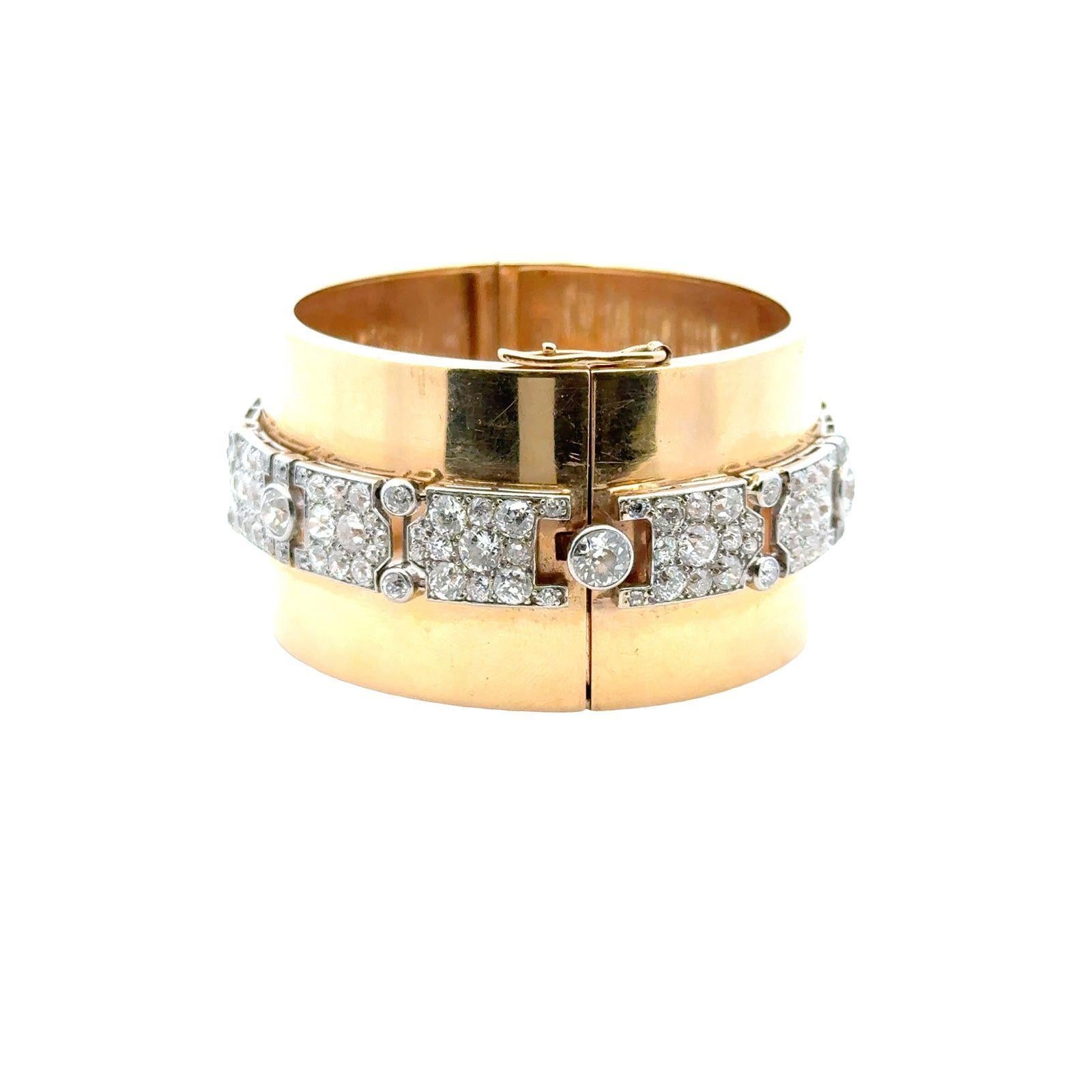 Taille vieille Europe Seaman Schepps Bracelet jonc vintage en platine et or jaune 14 carats avec diamants 9,50 carats poids total en vente