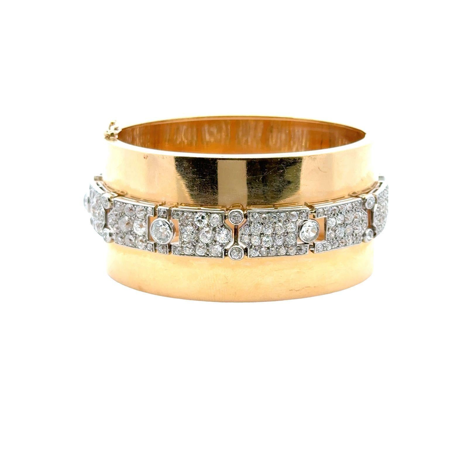 Seaman Schepps 9.50 CTW Diamond Vintage Platinum 14K Yellow Gold Bangle Bracelet In Good Condition For Sale In Boca Raton, FL