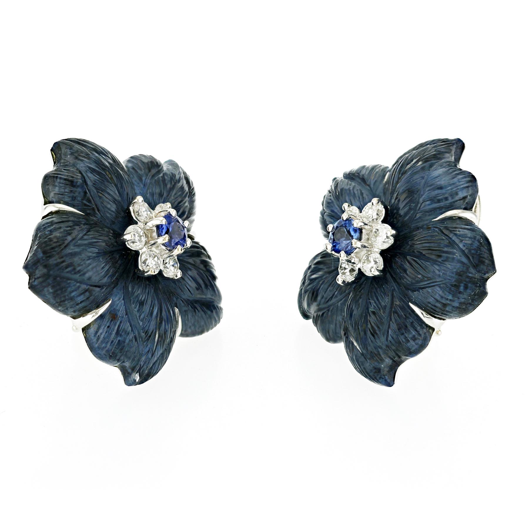 da uomo o donna Orecchini Seaman Schepps Clematis Flower in oro 18 carati con cristallo e zaffiro e diamante