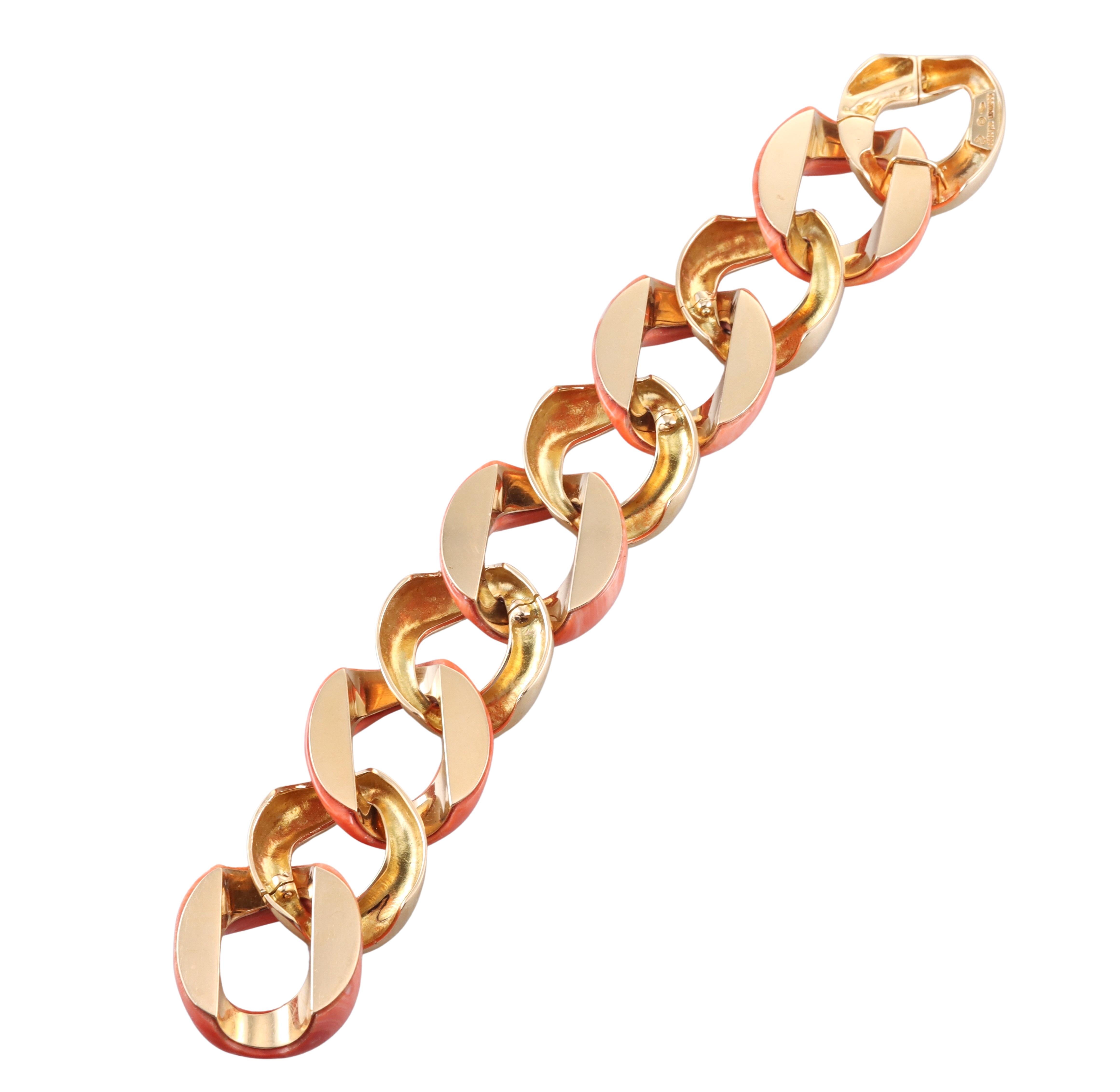 Seaman Schepps Coral Gold Link Bracelet In Excellent Condition In New York, NY