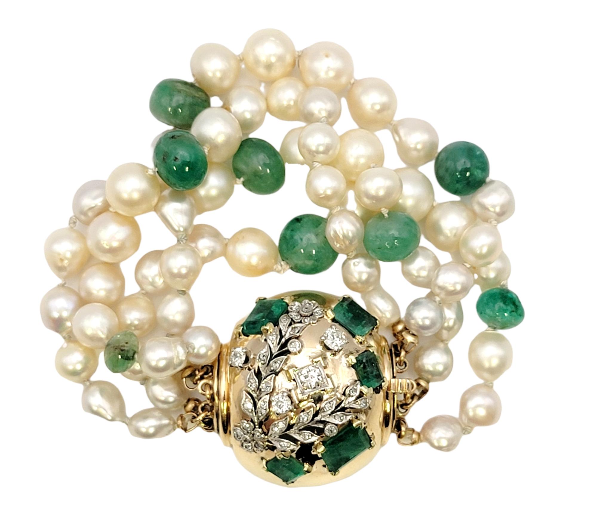Taille ronde Bracelet Seaman Schepps en or 14 carats à plusieurs rangs de diamants, perles et émeraudes en vente