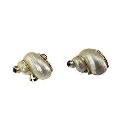 Seaman Schepps Emerald and Sapphire Turbo Shell Clip On Earrings #18919